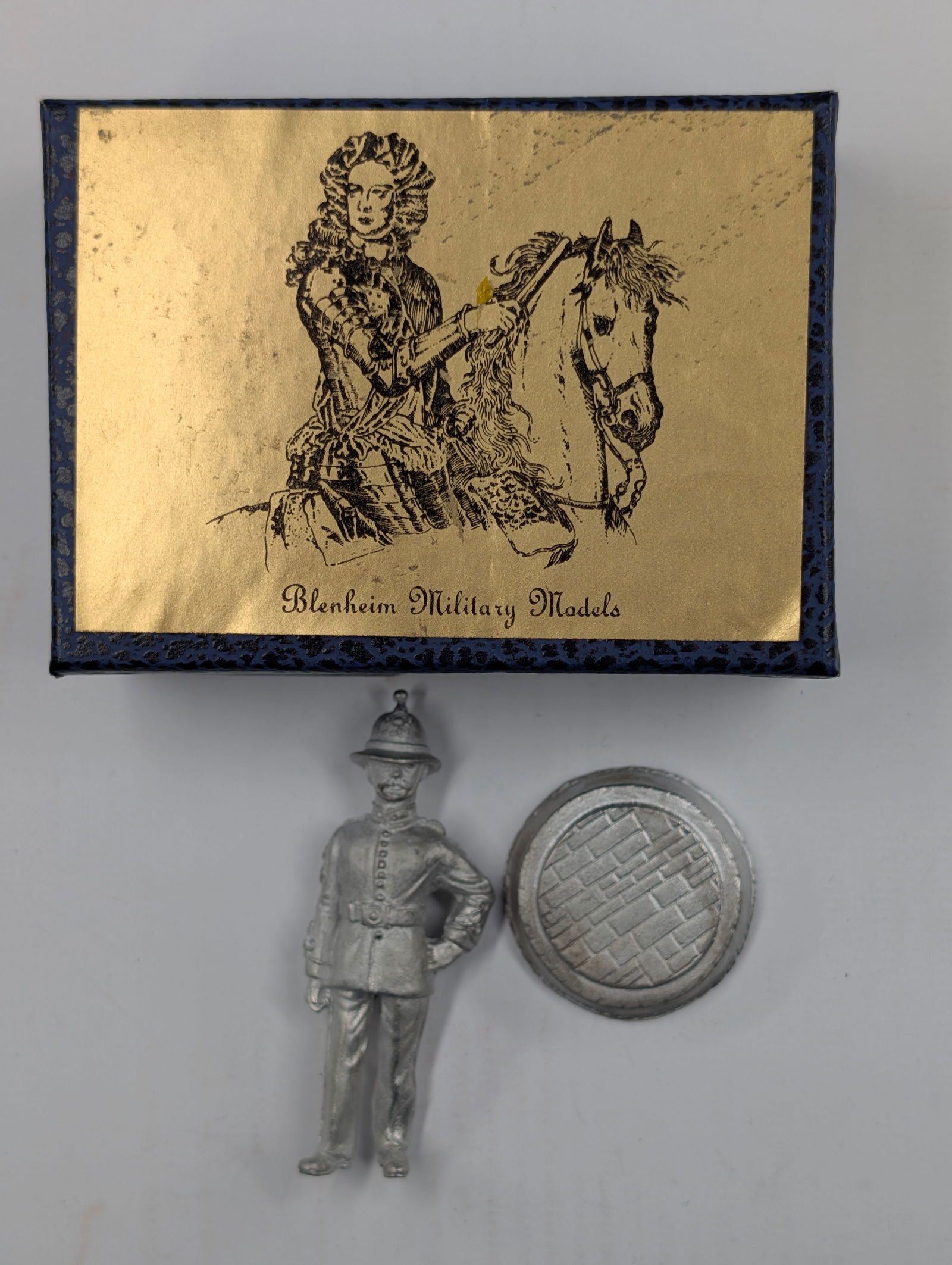 BLENHEIM MILITARY MODELS DK2 (1 of 2)