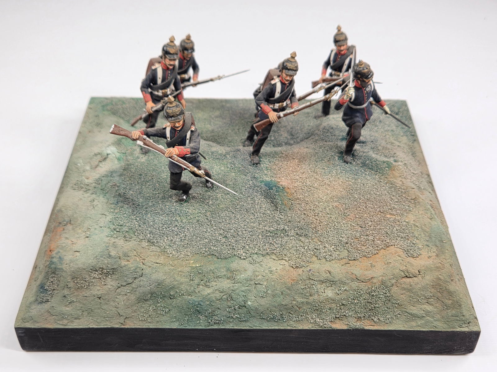 CUSTOM HAND MADE TOY SOLDIER DIORAMA (1 of 7)
