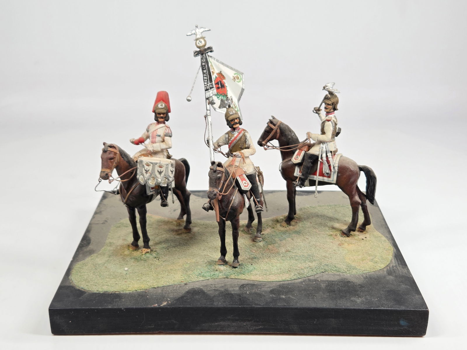 CUSTOM HAND MADE TOY SOLDIER DIORAMA (1 of 7)
