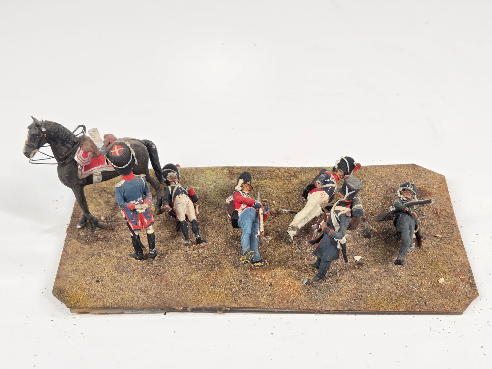 CUSTOM HAND MADE TOY SOLDIER DIORAMA (1 of 5)