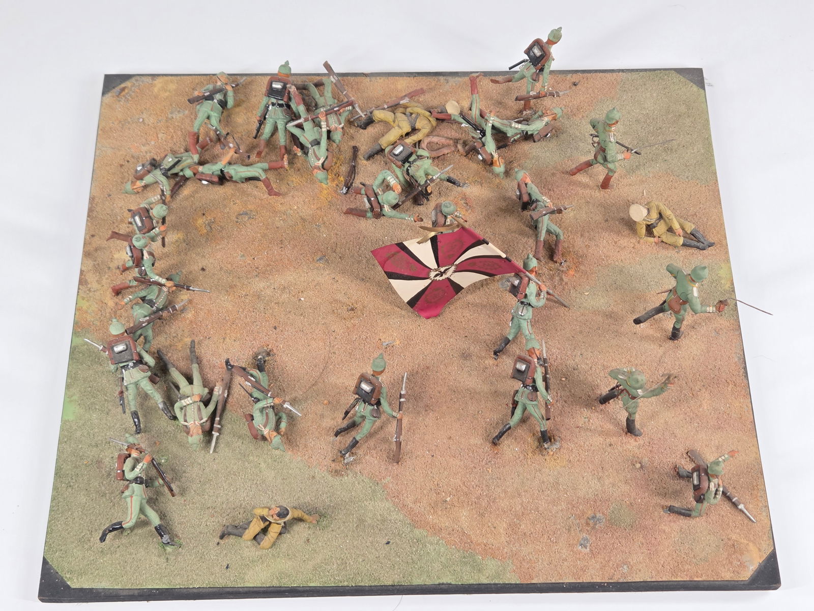 CUSTOM HAND MADE TOY SOLDIER DIORAMA (1 of 11)