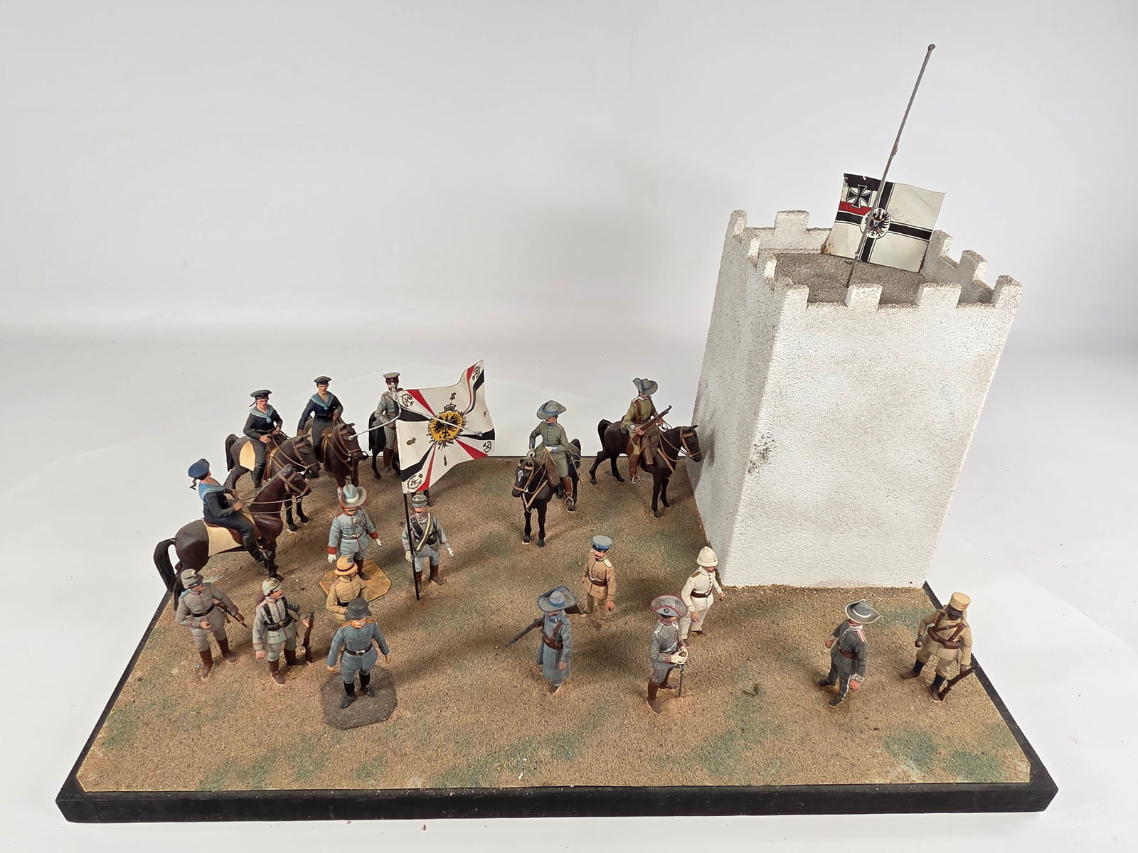 CUSTOM HAND MADE TOY SOLDIER DIORAMA (1 of 13)
