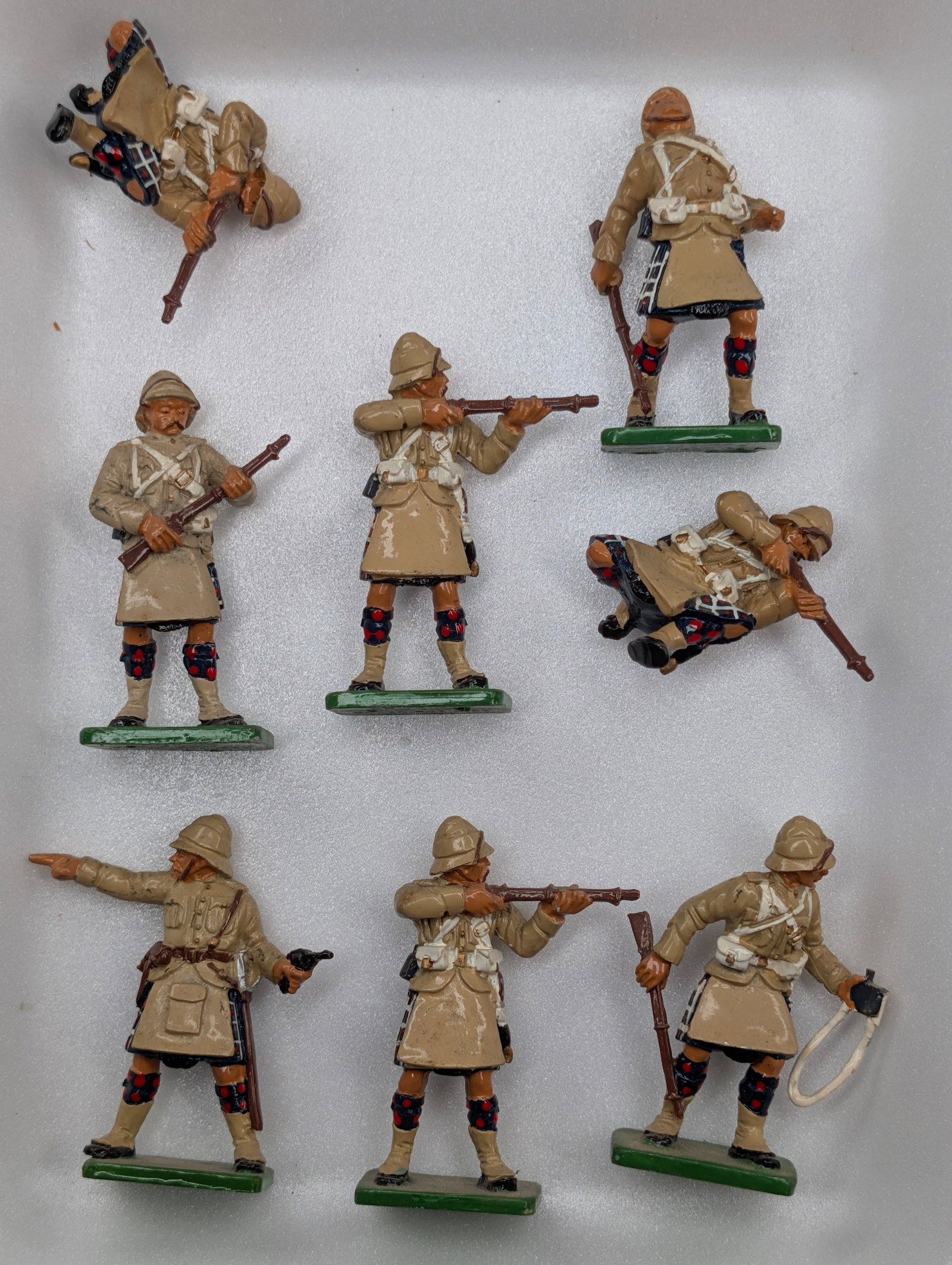 SET OF 8 W. BRITAIN 1999 LEAD SOLDIERS (1 of 4)