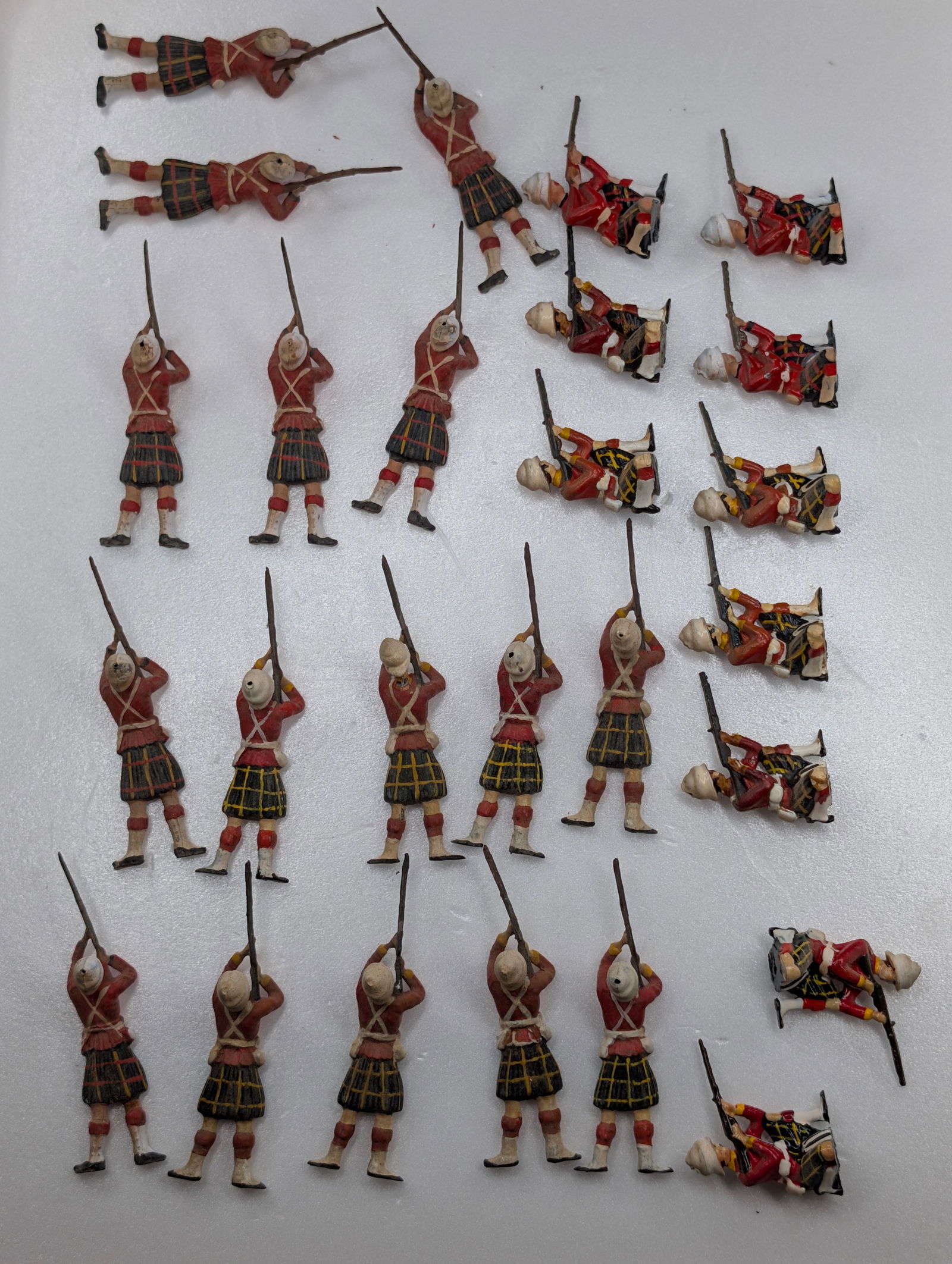 SET OF 26 VINTAGE BRITAINS HIGHLANDERS (1 of 4)