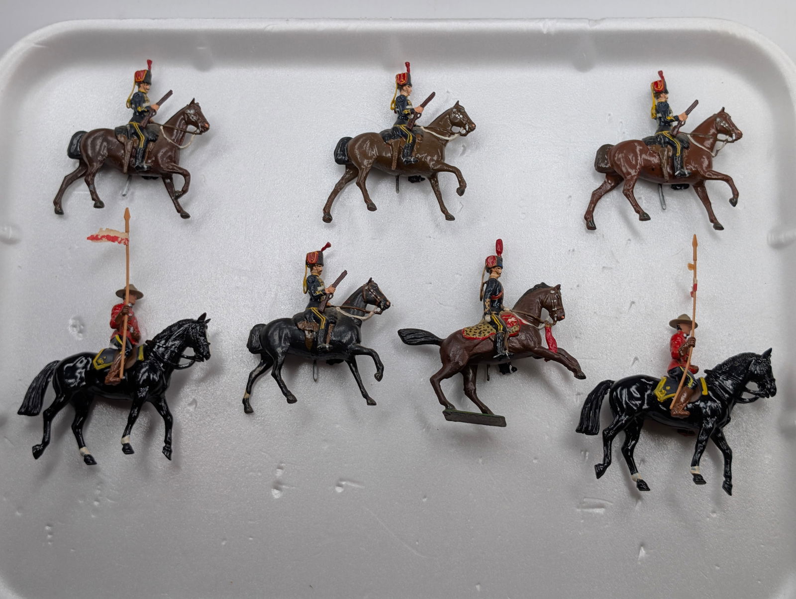 7) VARIOUS VINTAGE MOUNTED BRITAIN SOLDIERS (1 of 5)