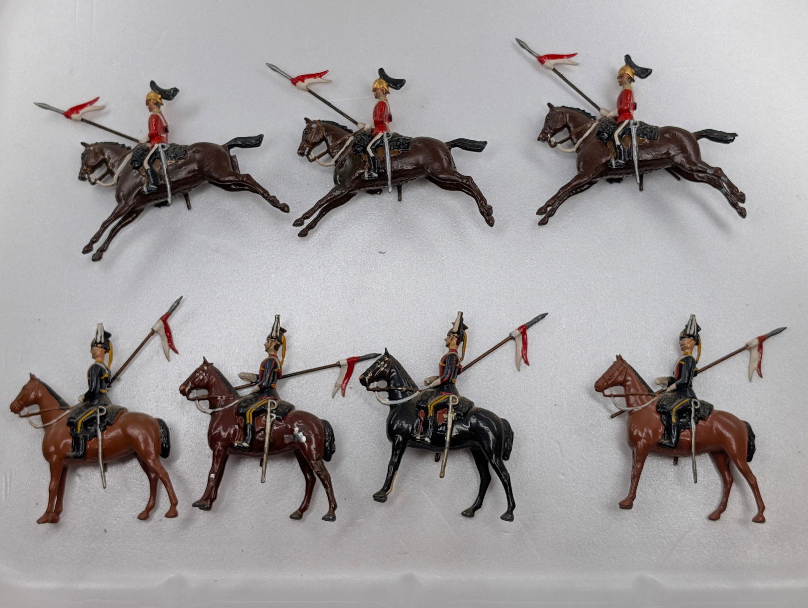 SET OF 7 VINTAGE BRITAIN MOUNTED LANCERS (1 of 5)