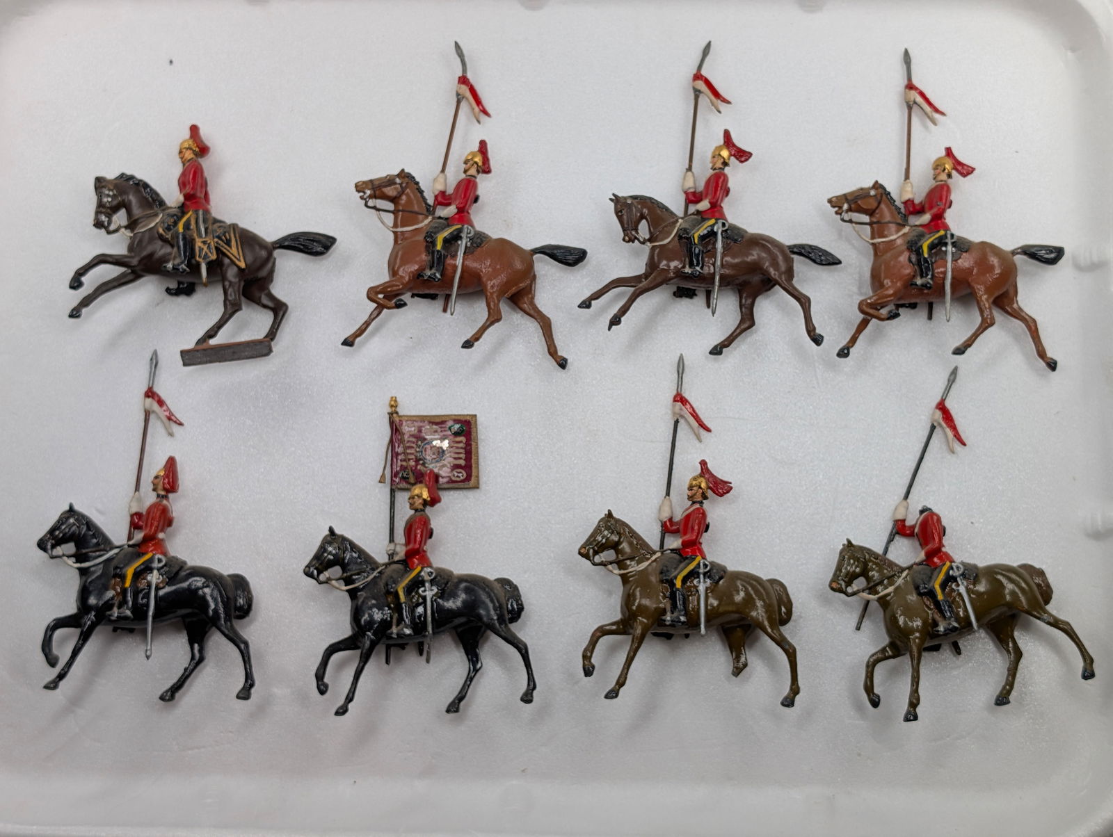 SET OF 8 VINTAGE BRITAIN MOUNTED LANCERS W/ COLOUR (1 of 4)