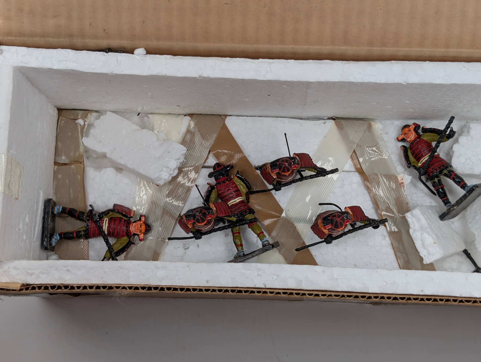 6) UNMARKED HAND PAINTED LEAD SOLDIERS: ALL REMAIN IN GOOD CONDITION, SHOWING SOME TYPICAL WEAR. SOME WITH BENT WEAPONS.