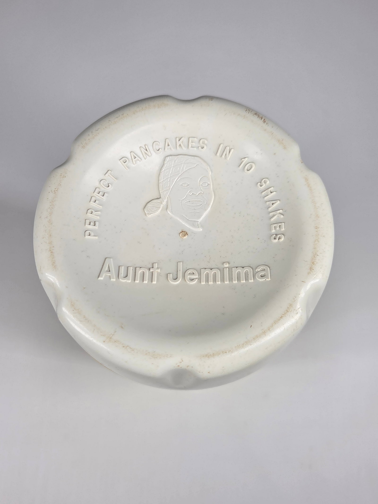 PLASTIC AUNT JEMIMA PANCAKE SHAKER: REMAINS IN GOOD CONDITION, SHOWING SOME TYPICAL WEAR