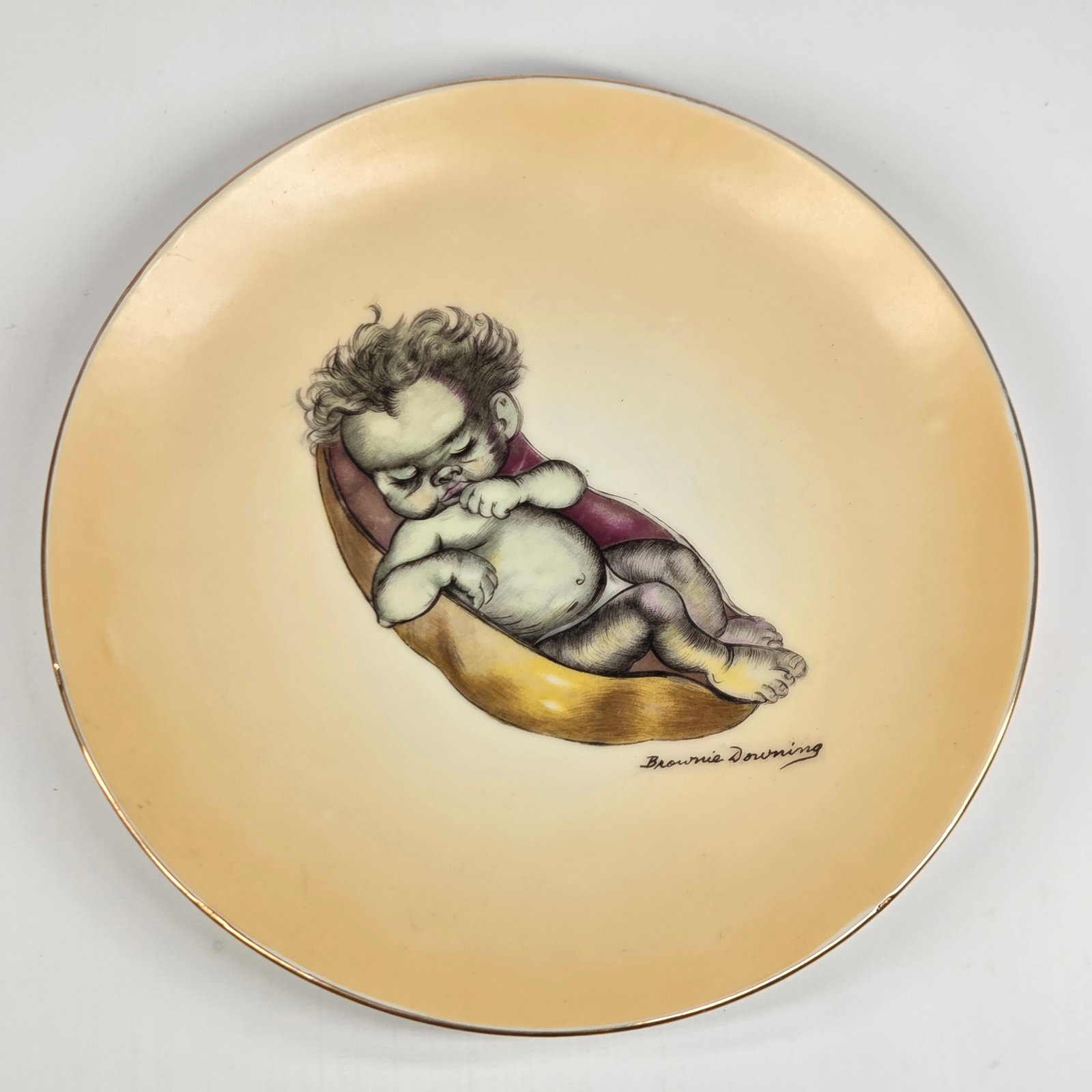 VINTAGE BLACK AMERICANA PAINTED PLATE: REMAINS IN GOOD CONDITION, NO CHIPS OR CRACKS.