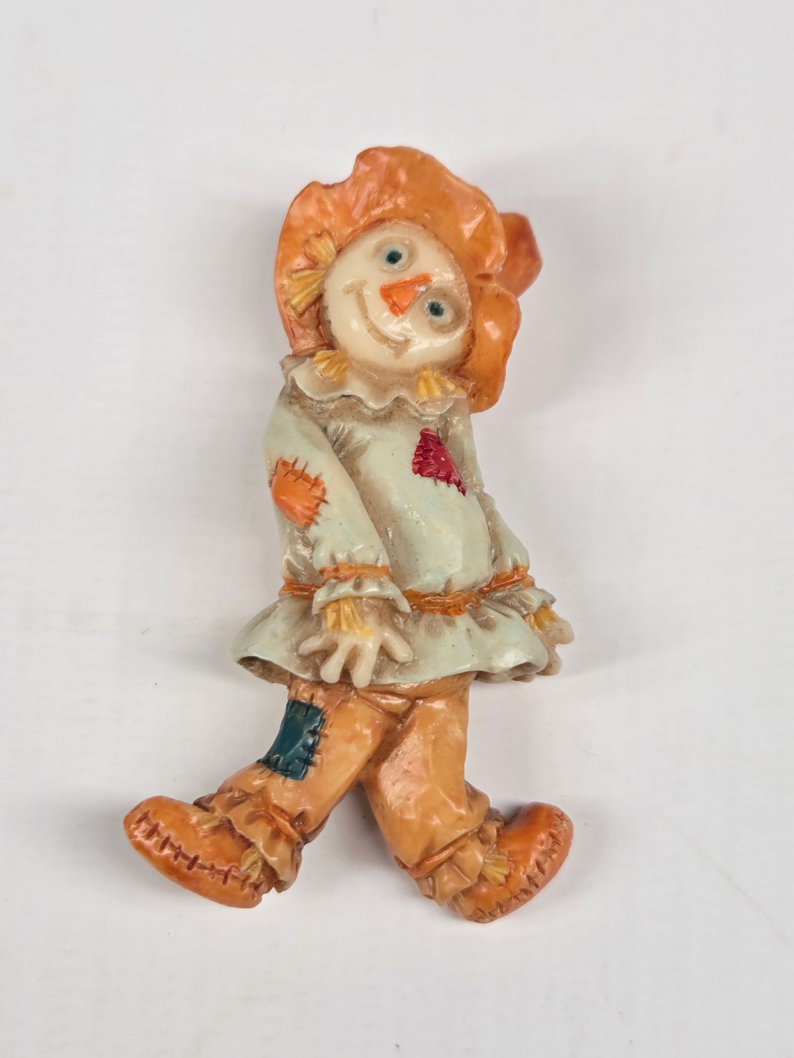 RALPH MASSEY SIGNED WIZARD OF OZ SCARECROW PIN: REMAINS IN VERY GOOD CONDITION.