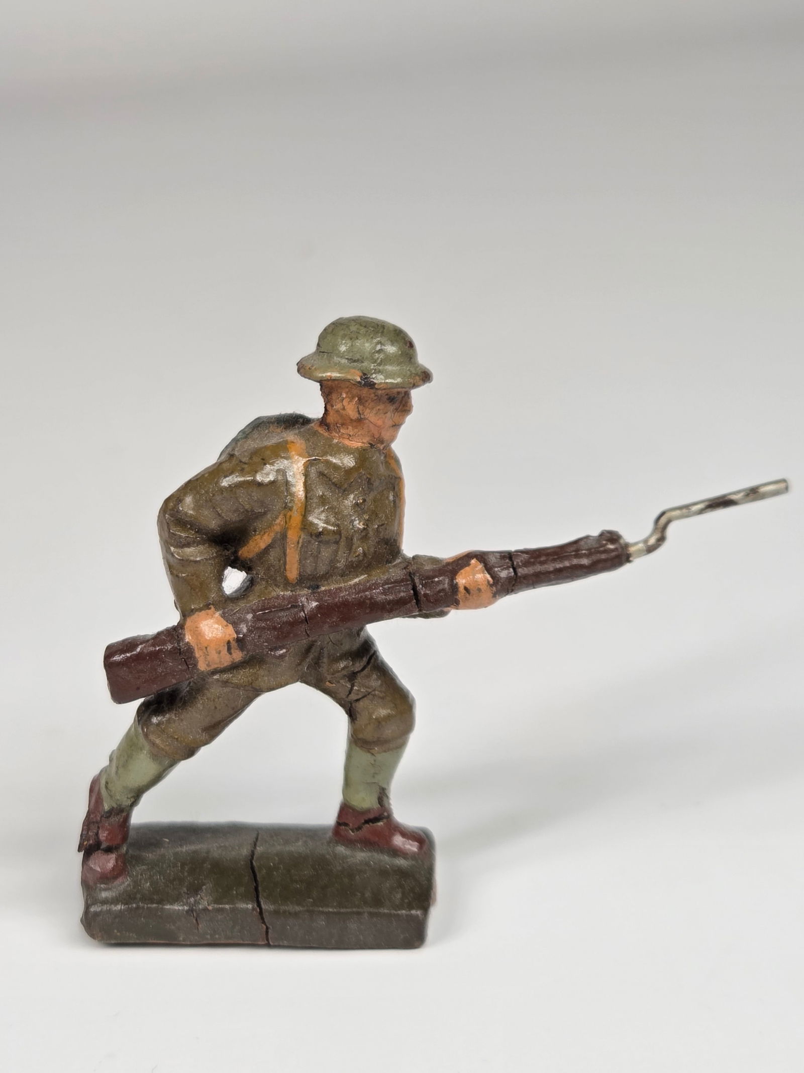 4) GERMAN LINEOL ELASTOLIN SOLDIERS - 8