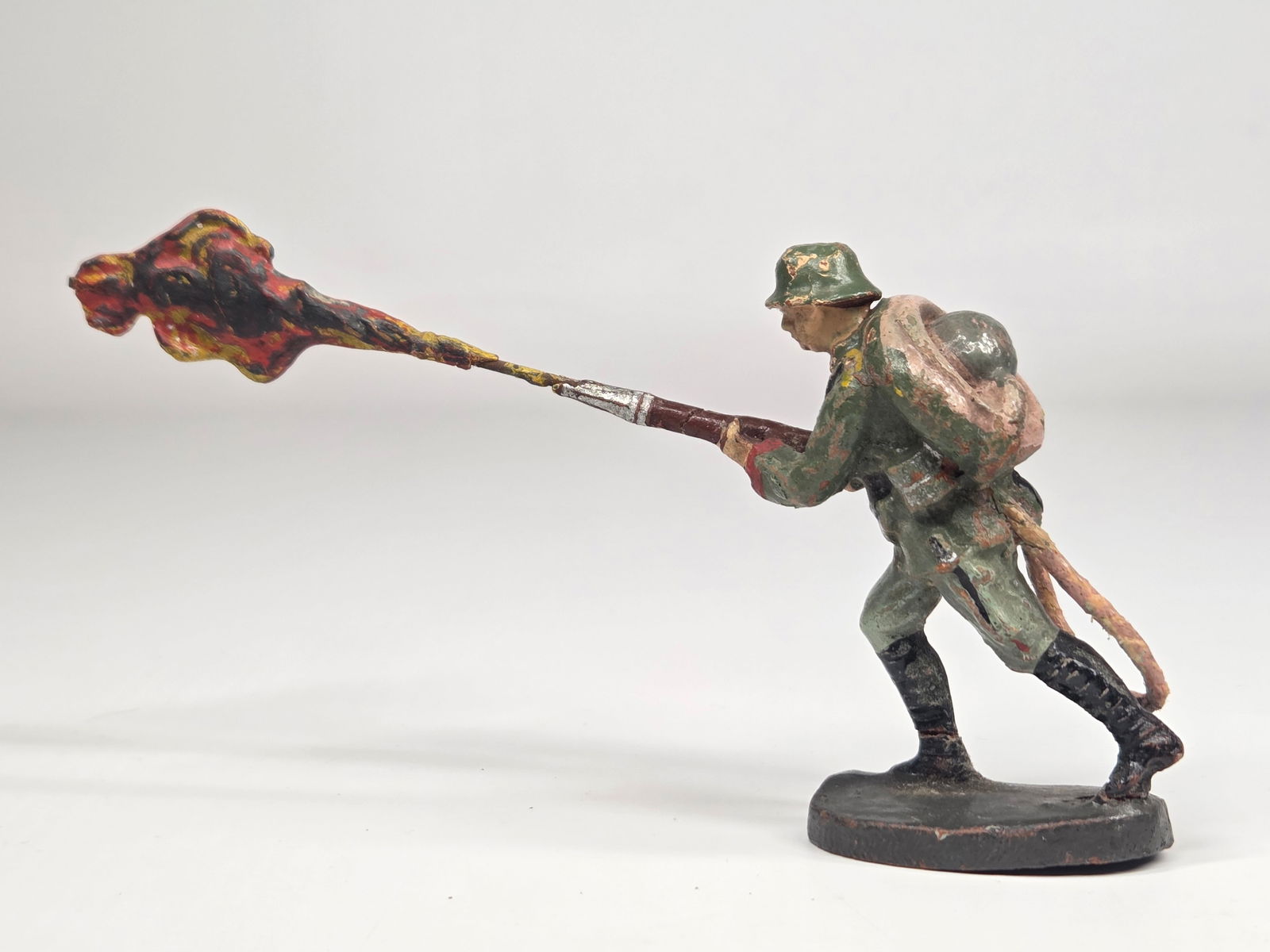 2) GERMAN ELASTOLIN COMPOSITION SOLDIER FLAMETHROWER - 4