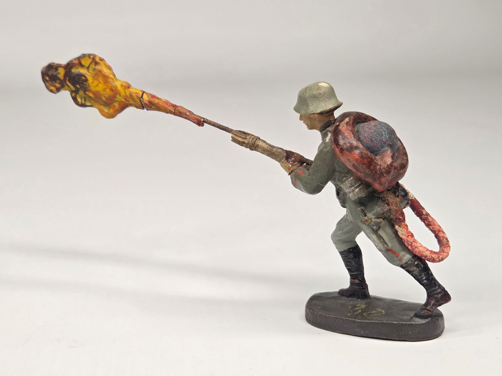 2) GERMAN ELASTOLIN COMPOSITION SOLDIER FLAMETHROWER - 7