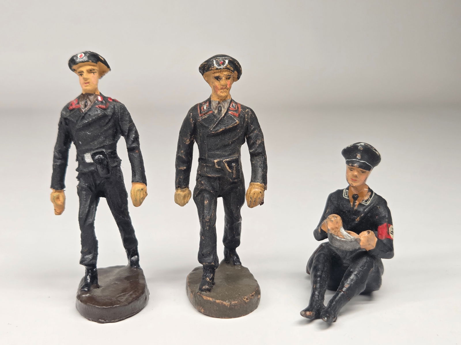 5) GERMAN ELASTOLIN COMPOSITION SOLDIERS - 2
