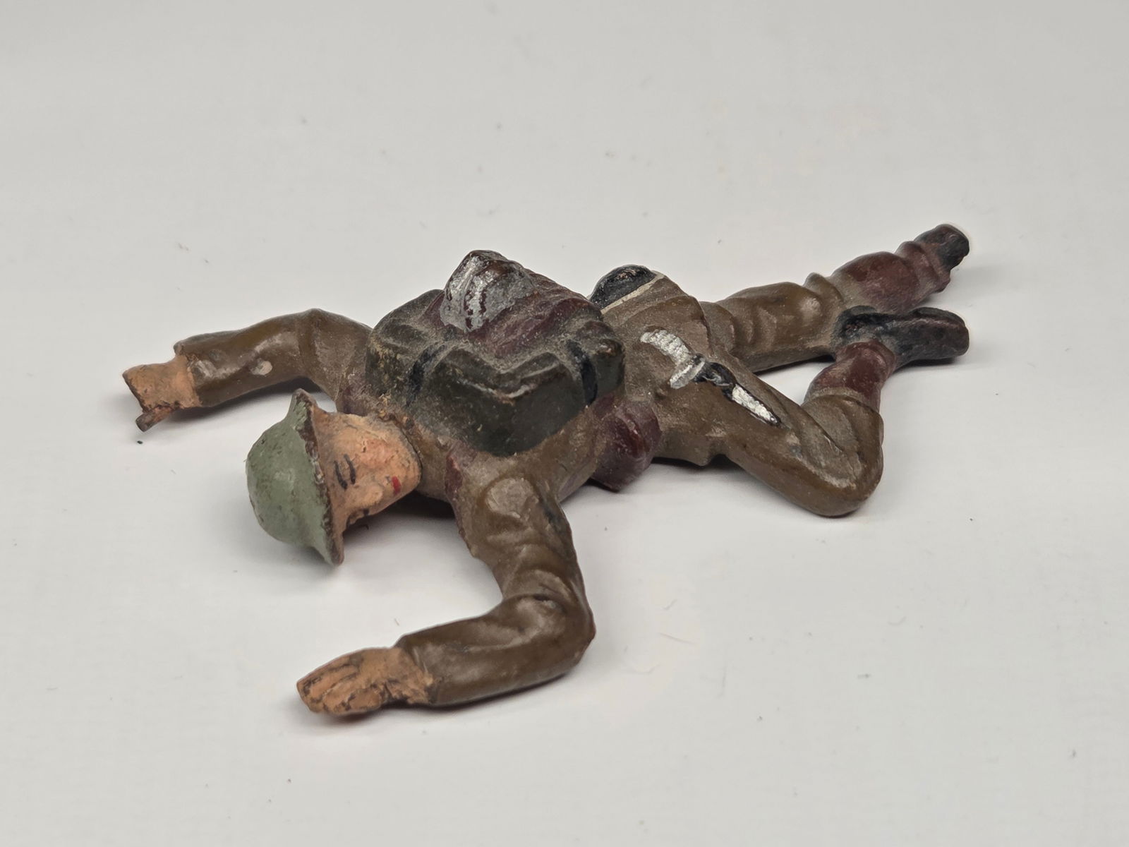 5) GERMAN ELASTOLIN COMPOSITION SOLDIERS - 4