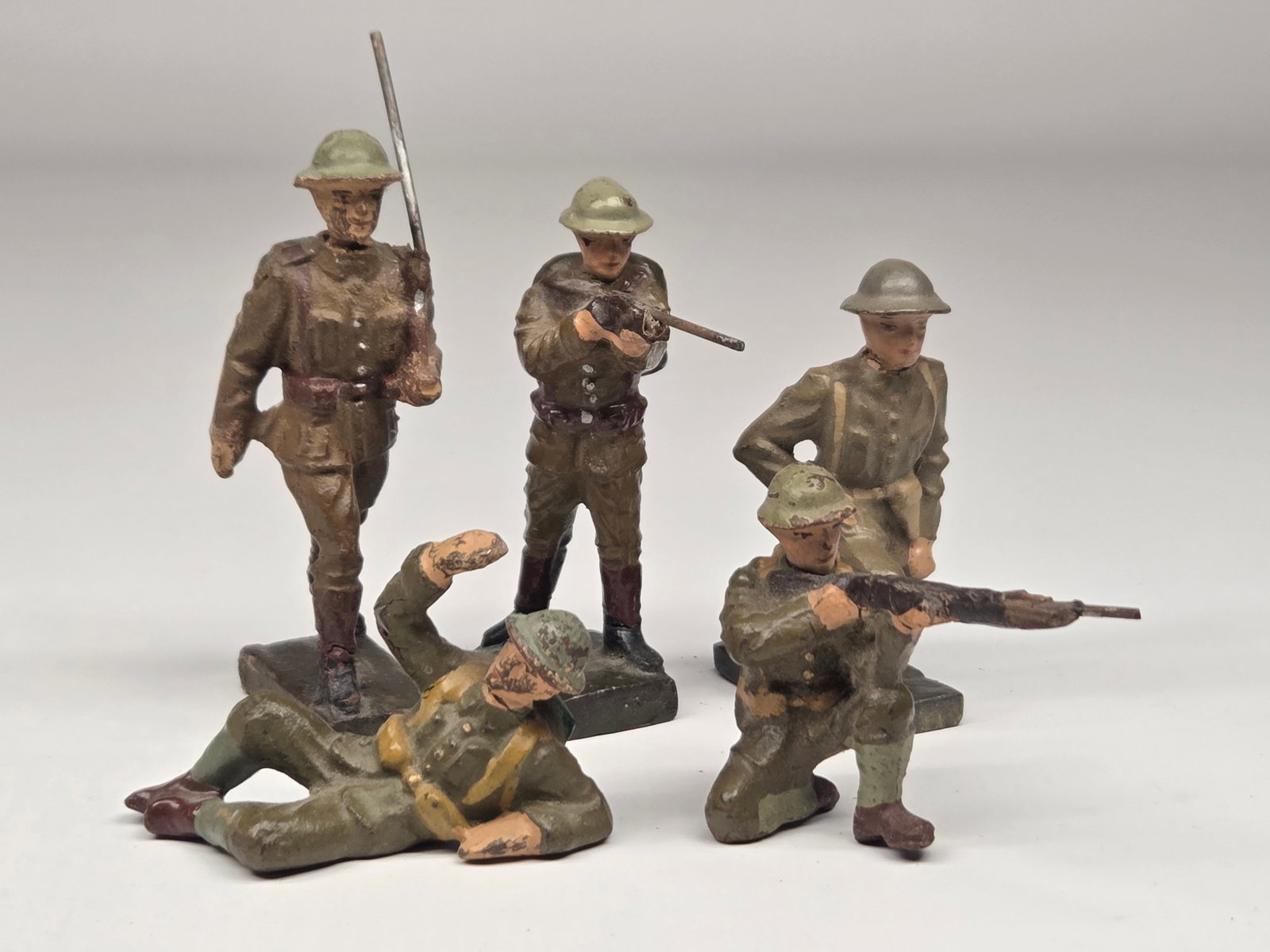5) GERMAN LIONEL ELASTOLIN COMPOSITION SOLDIERS (1 of 6)