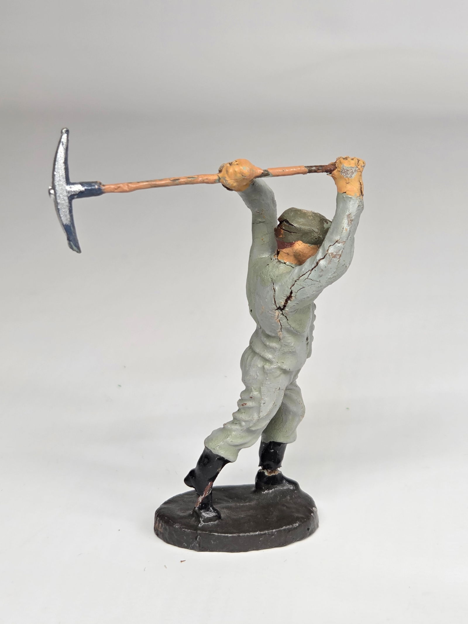 3) GERMAN ELASTOLIN COMPOSITION SOLDIERS W/ TOOLS - 4