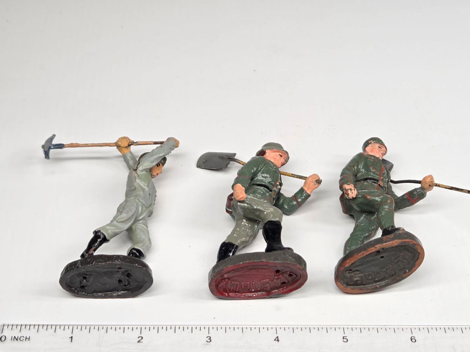 3) GERMAN ELASTOLIN COMPOSITION SOLDIERS W/ TOOLS - 8
