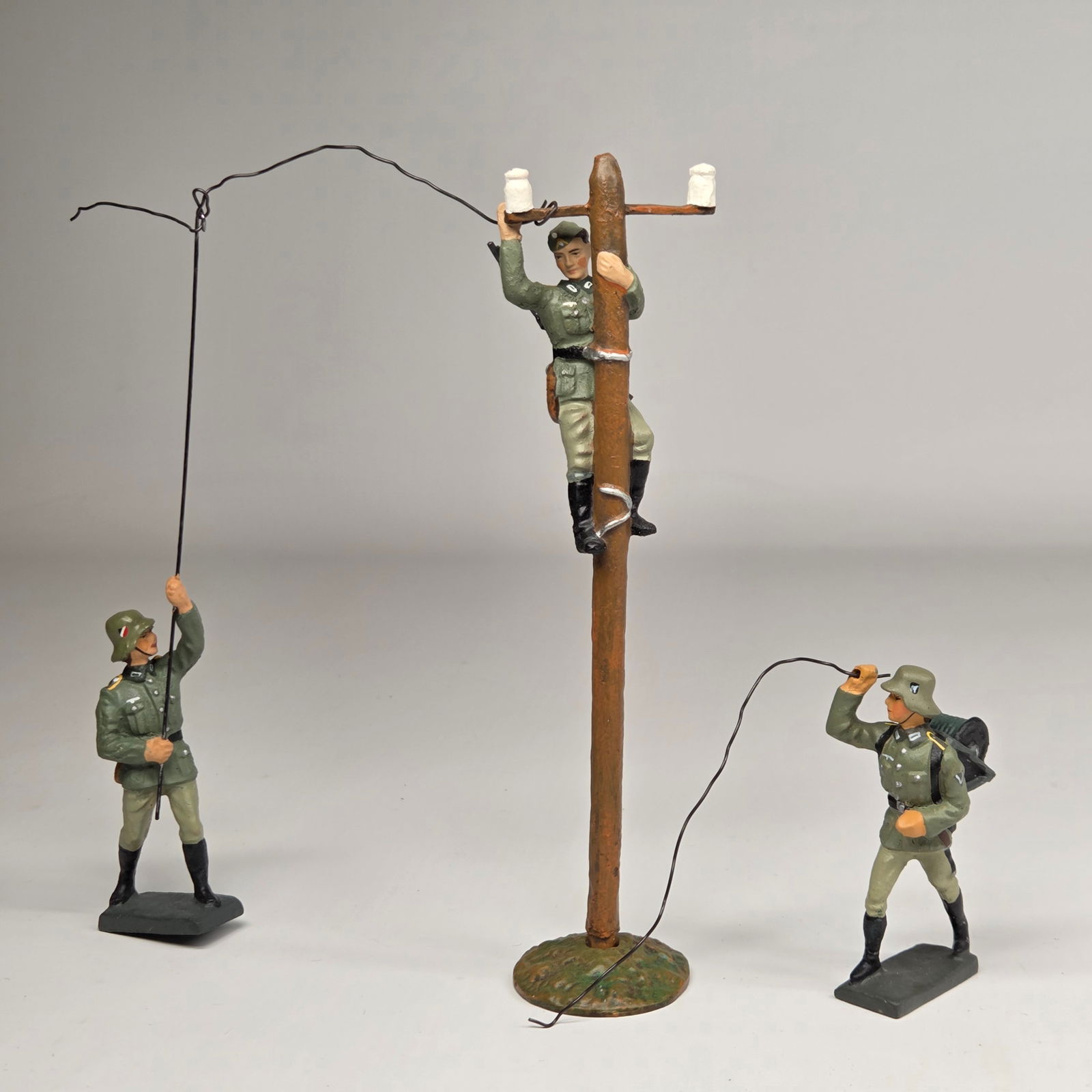 LINEOL GERMAN COMPOSITION COMMUNICATIONS SET: SET REMAINS IN VERY GOOD CONDITION, SHOWING ONLY SOME MINIMAL WEAR.