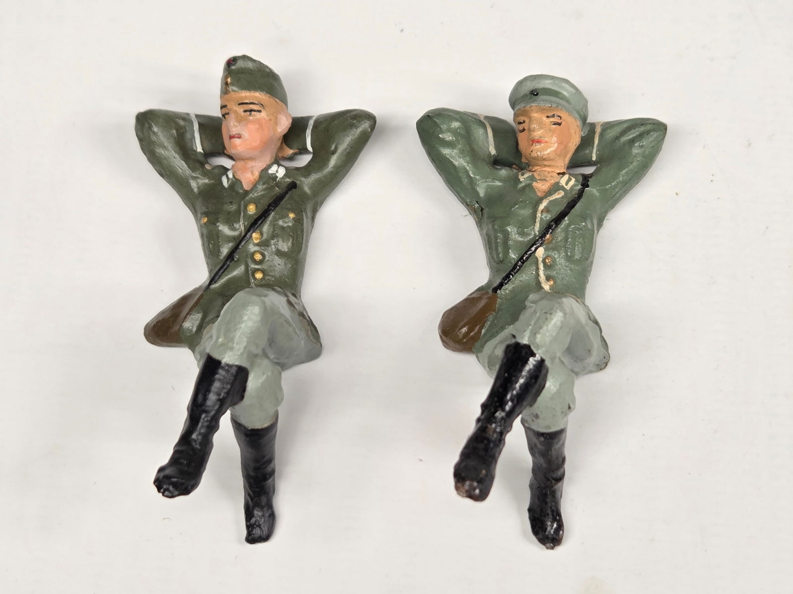 GERMAN ELASTOLIN COMPOSITION CAMP FIRE CREW - 4