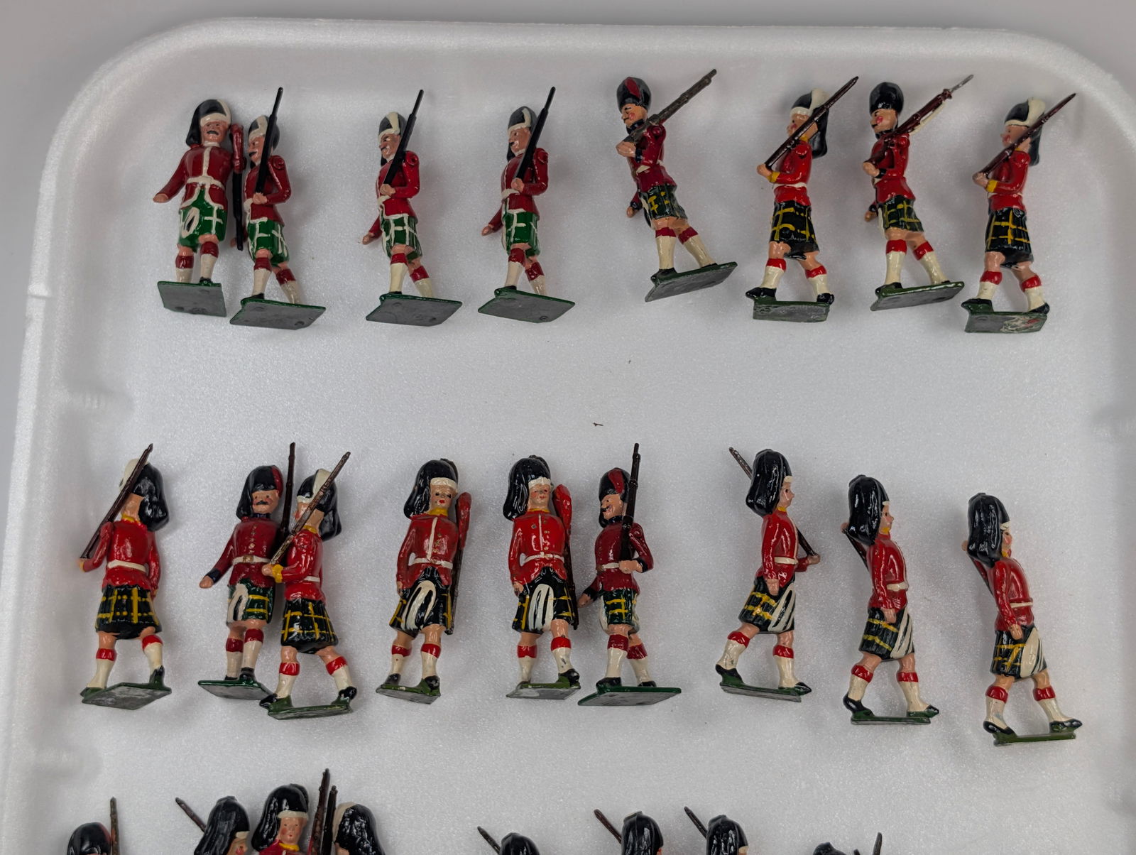 35) VARIOUS BRITAIN HIGHLANDERS - 2