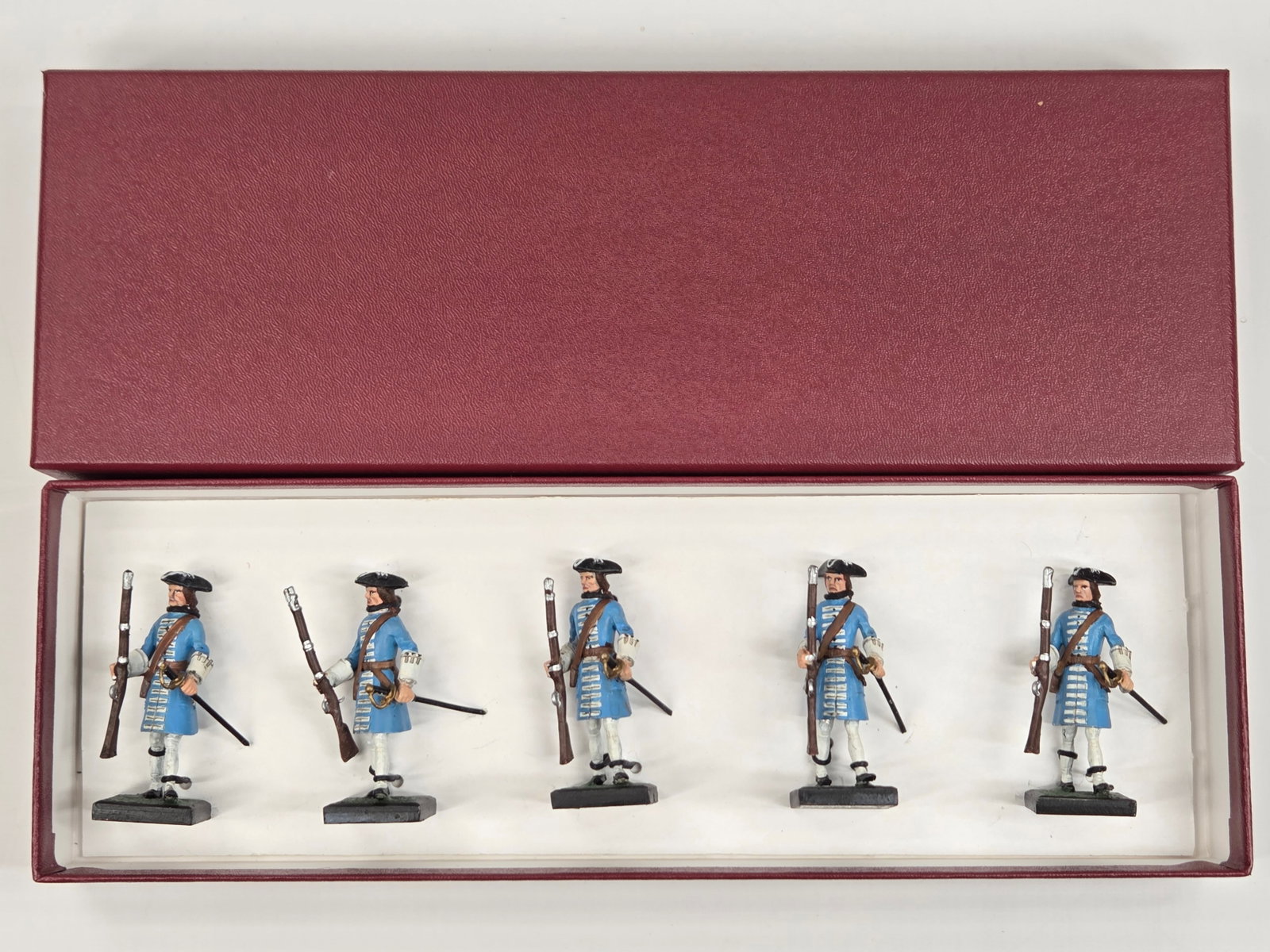SET OF 5 ALYMER HAND PAINTED SOLDIERS: ALL REMAIN IN GOOD CONDITION, SHOWING SOME TYPICAL WEAR.