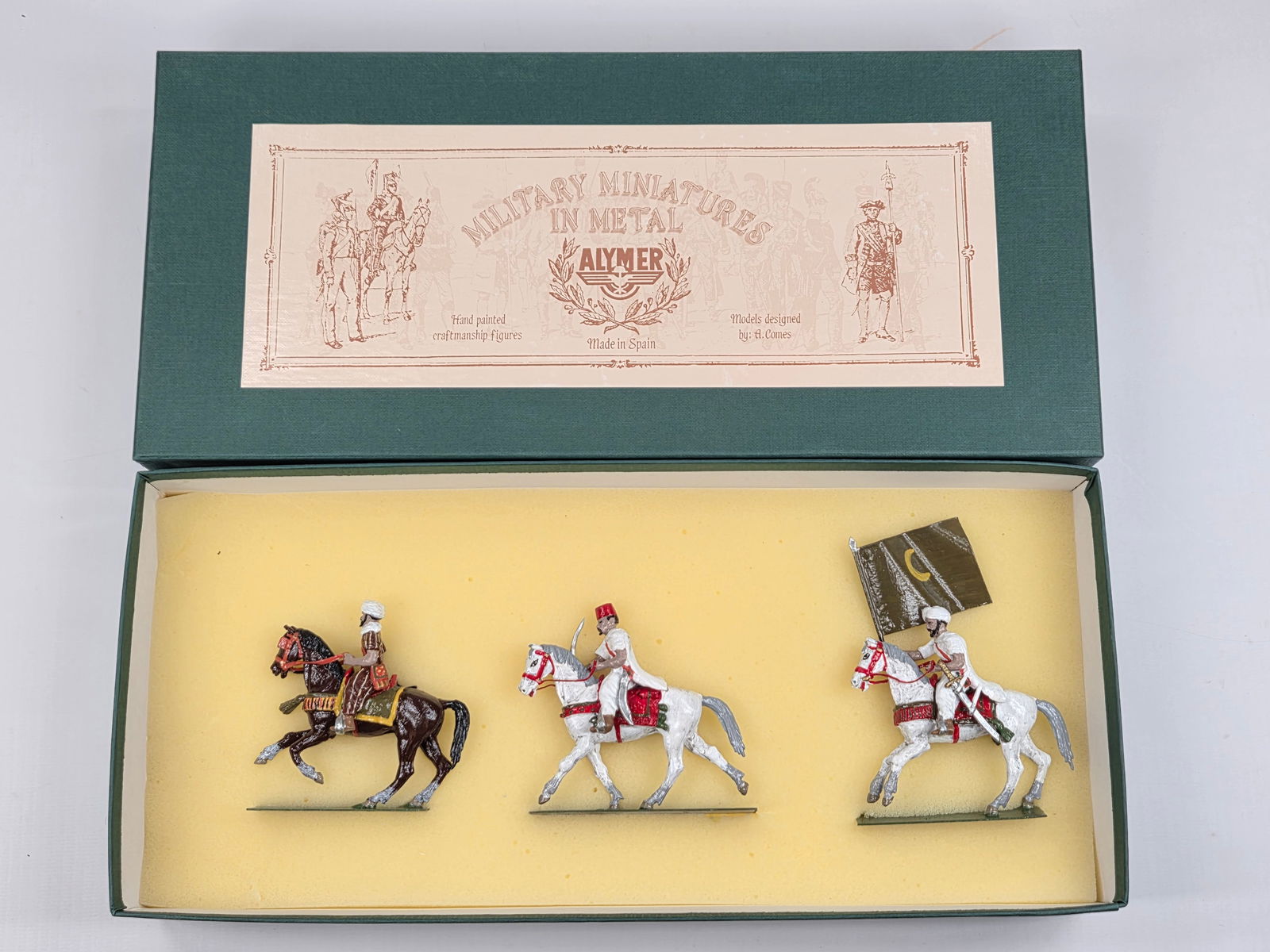 ALYMER MILITARY MINIATURES RIFS MOUNTED IN ACTION: SET REMAINS IN VERY GOOD CONDITION WITH BOX.