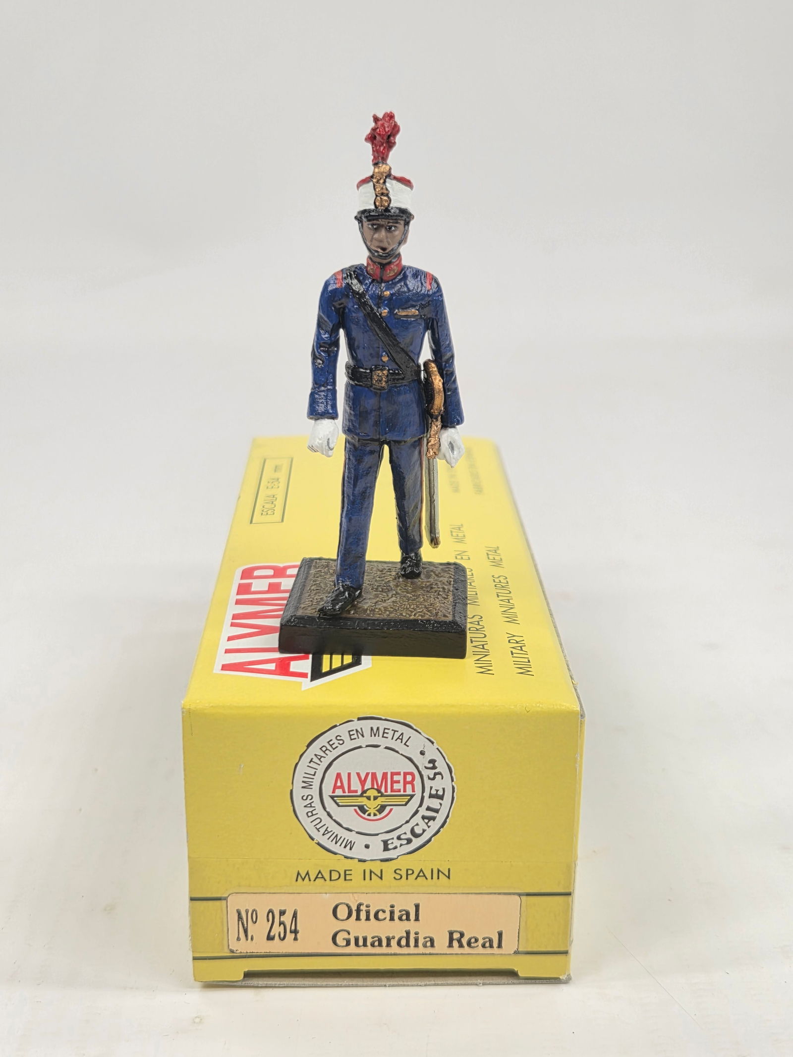 ALYMER HAND PAINTED LEAD SOLDIER W/ BOX: REMAINS IN VERY GOOD CONDITION W/ BOX