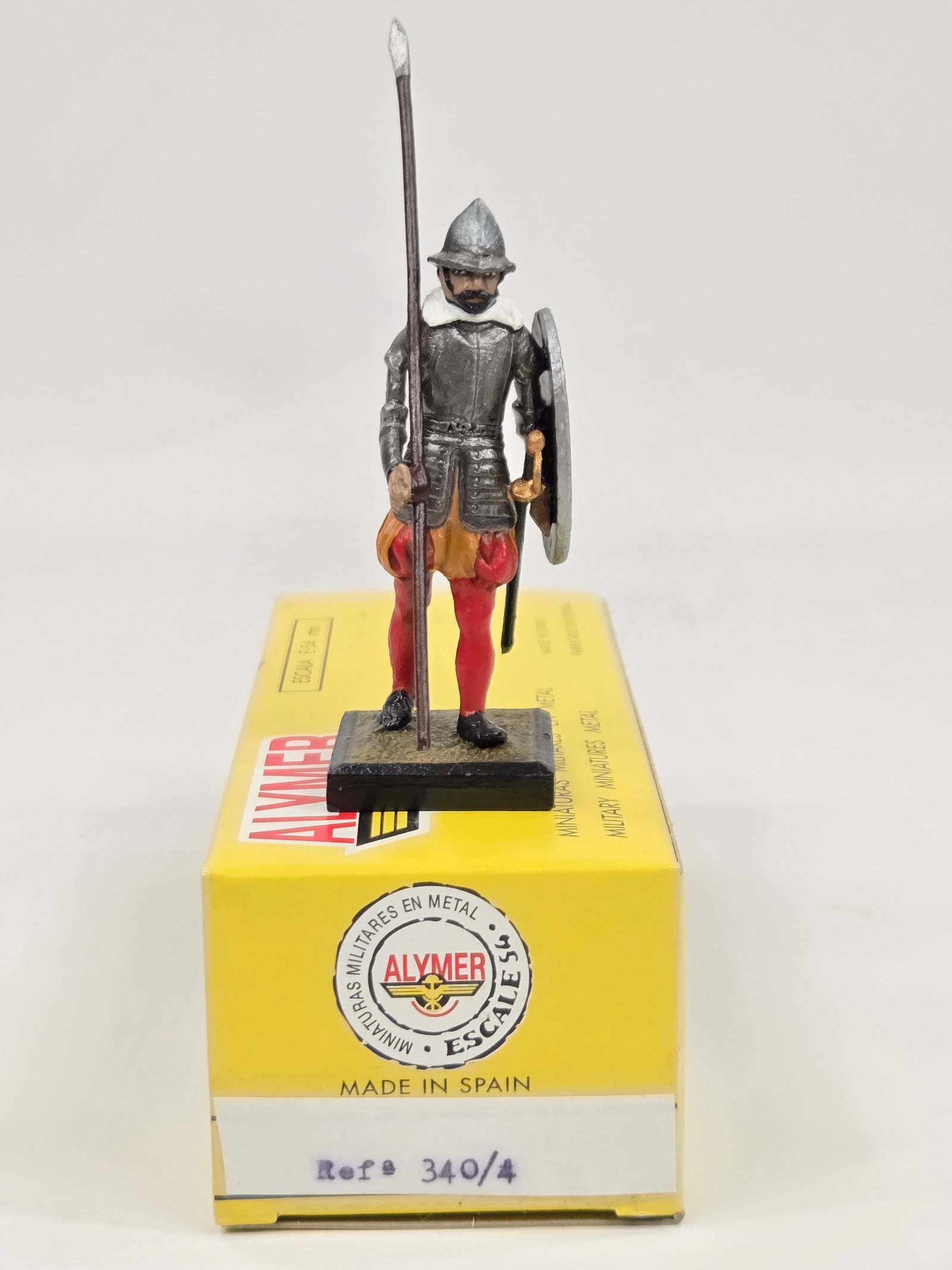 ALYMER HAND PAINTED LEAD SOLDIER W/ BOX: REMAINS IN VERY GOOD CONDITION W/ BOX