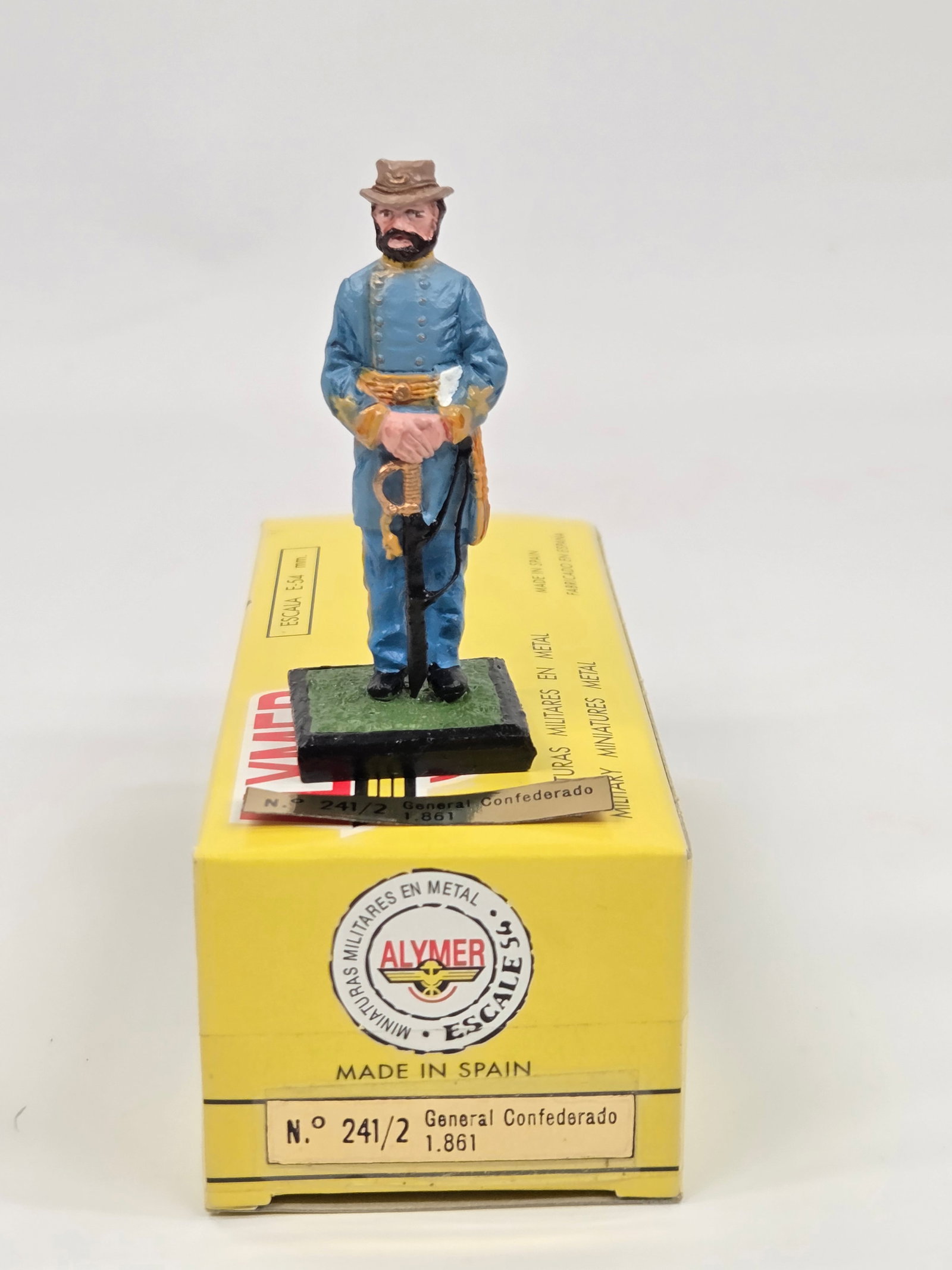 ALYMER HAND PAINTED LEAD SOLDIER W/ BOX: REMAINS IN VERY GOOD CONDITION W/ BOX
