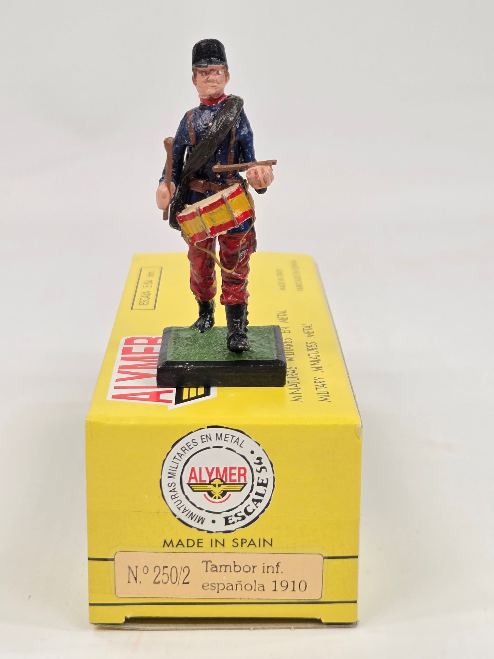 ALYMER HAND PAINTED LEAD SOLDIER W/ BOX: REMAINS IN VERY GOOD CONDITION W/ BOX