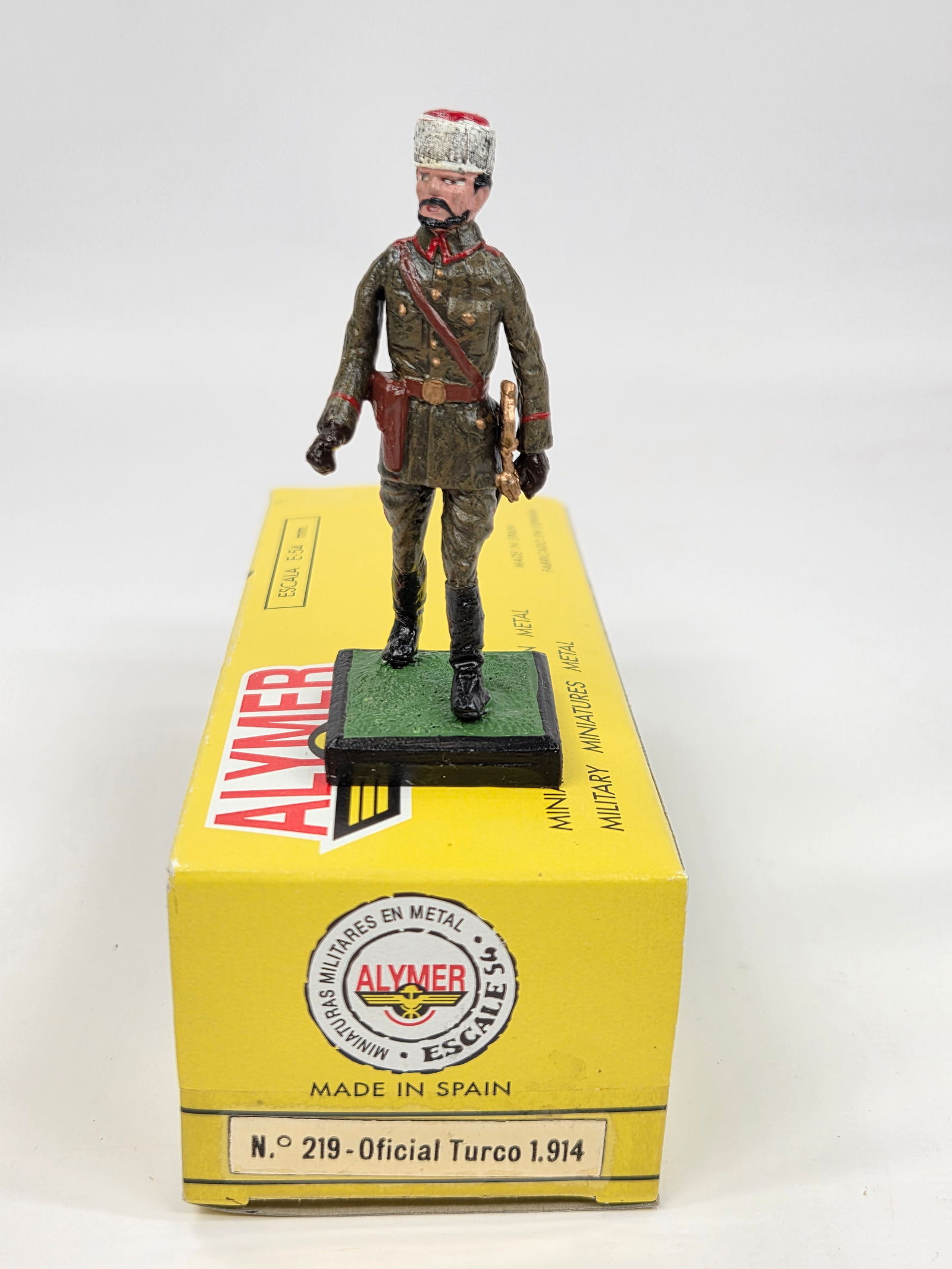 ALYMER HAND PAINTED LEAD SOLDIER W/ BOX: REMAINS IN VERY GOOD CONDITION W/ BOX