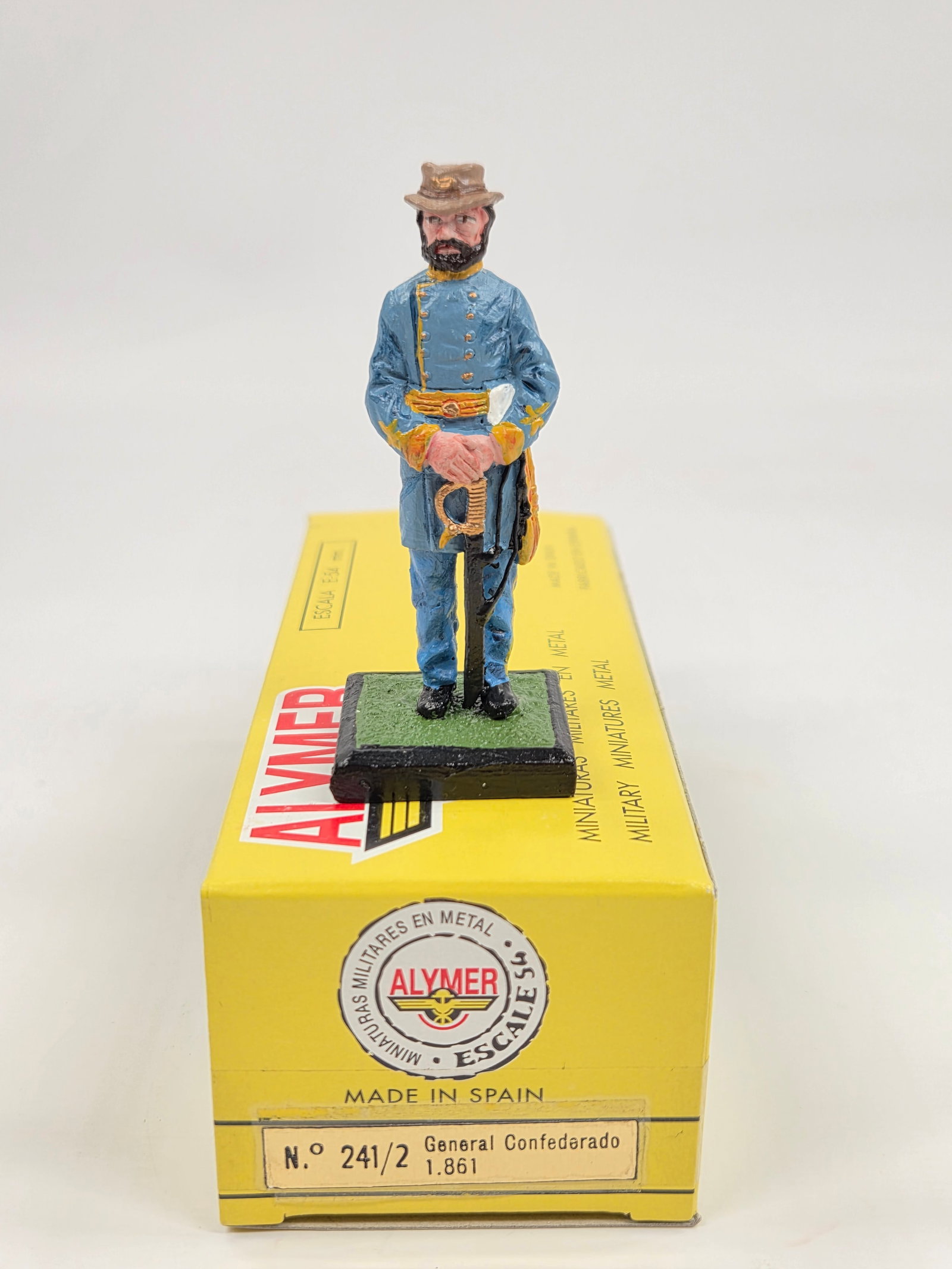 ALYMER HAND PAINTED LEAD SOLDIER W/ BOX: REMAINS IN VERY GOOD CONDITION W/ BOX