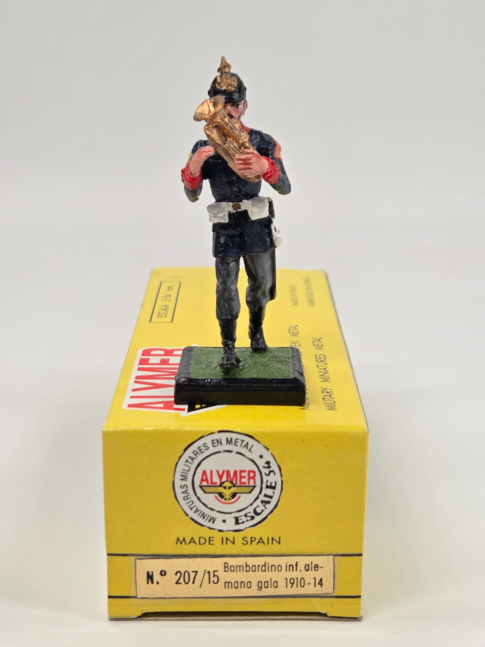 ALYMER HAND PAINTED LEAD SOLDIER W/ BOX: REMAINS IN VERY GOOD CONDITION W/ BOX