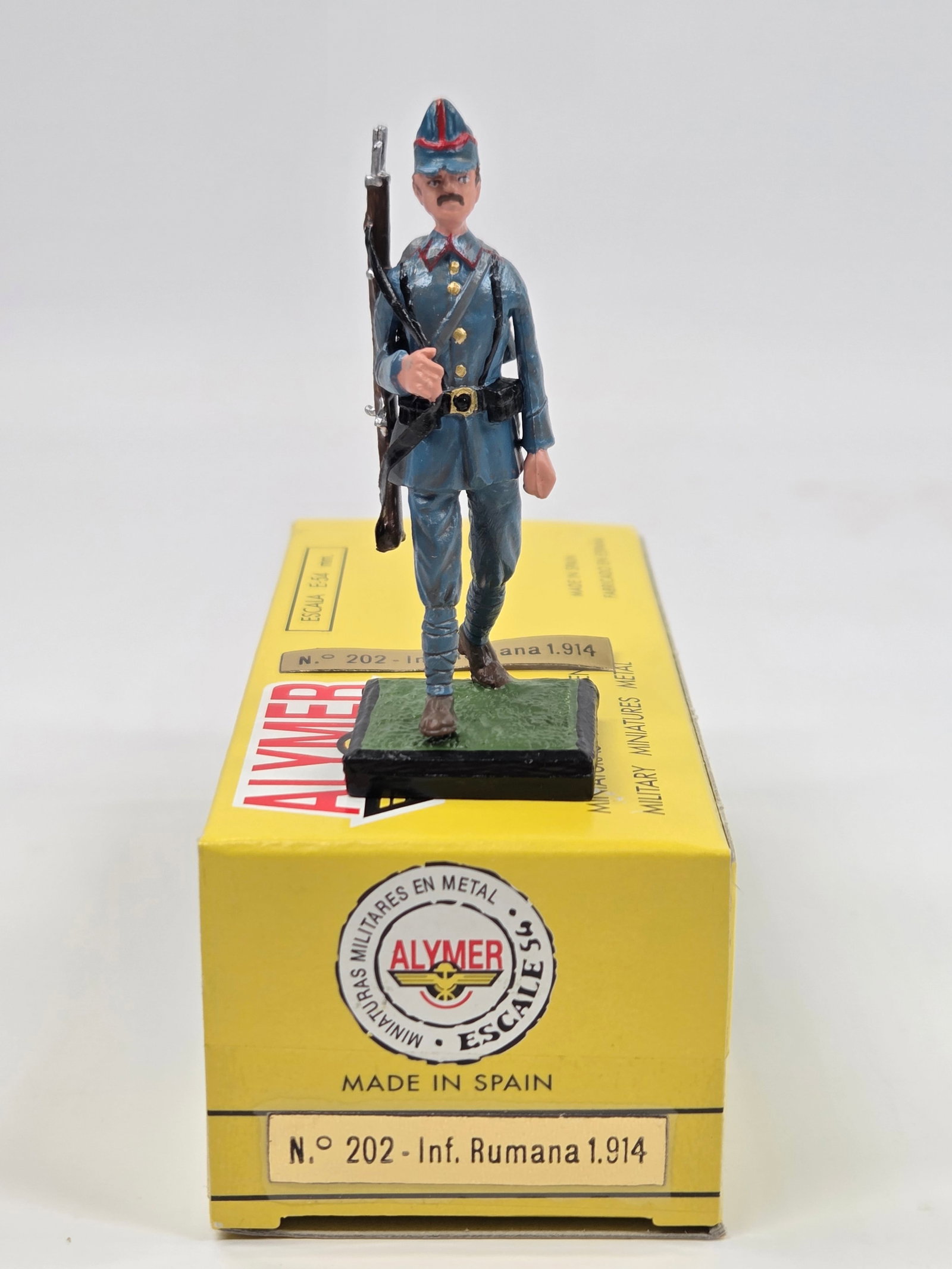 ALYMER HAND PAINTED LEAD SOLDIER W/ BOX: REMAINS IN VERY GOOD CONDITION W/ BOX