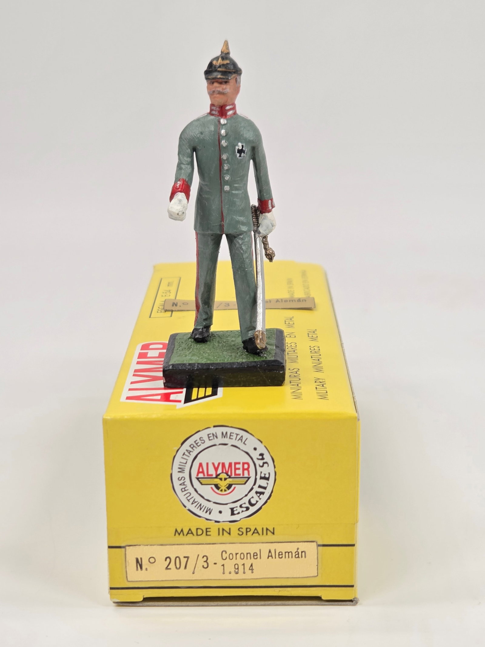 ALYMER HAND PAINTED LEAD SOLDIER W/ BOX: REMAINS IN VERY GOOD CONDITION W/ BOX