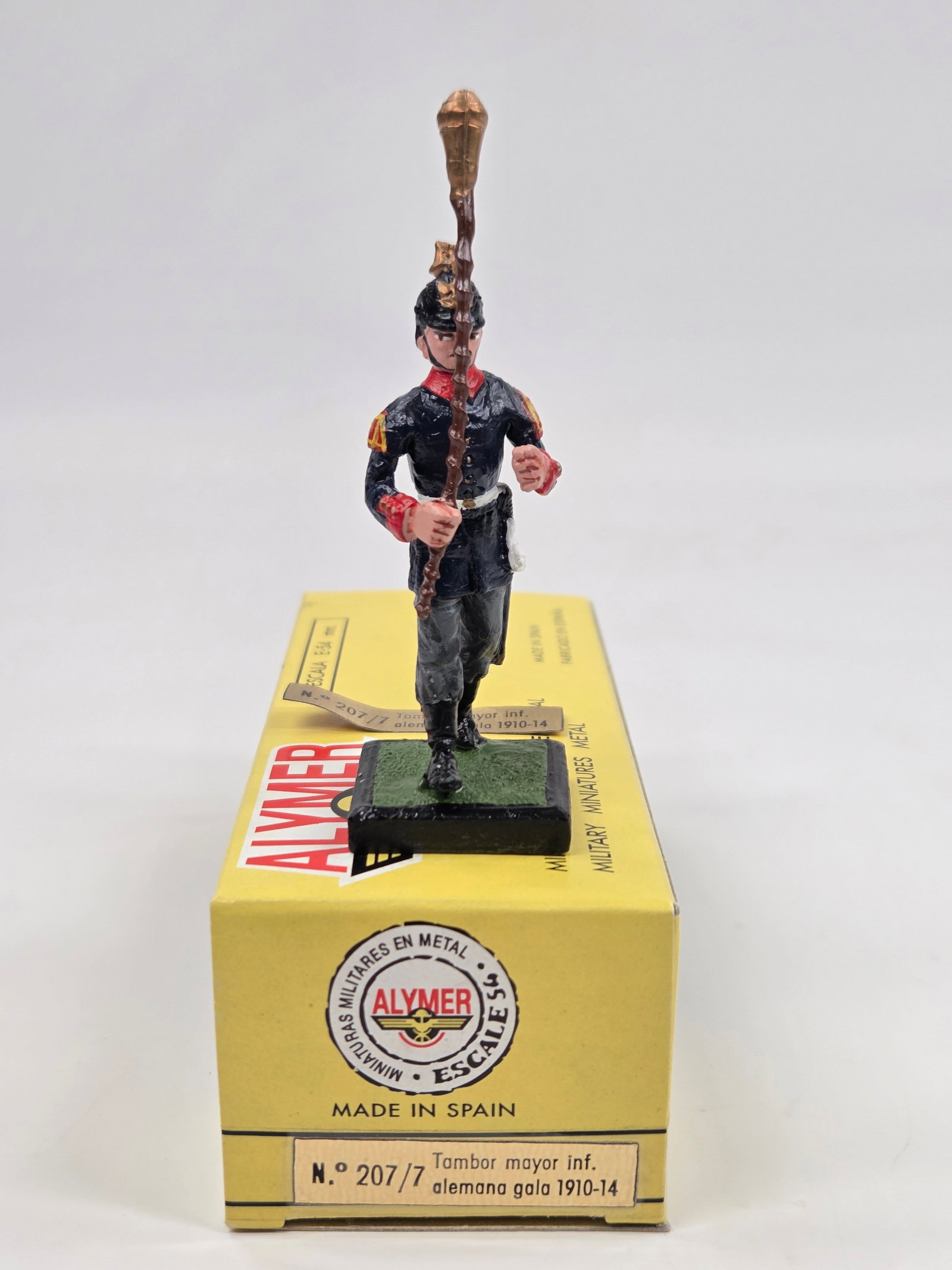 ALYMER HAND PAINTED LEAD SOLDIER W/ BOX: REMAINS IN VERY GOOD CONDITION W/ BOX
