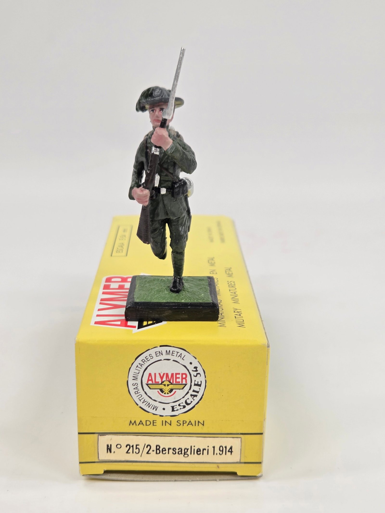 ALYMER HAND PAINTED LEAD SOLDIER W/ BOX: REMAINS IN VERY GOOD CONDITION W/ BOX