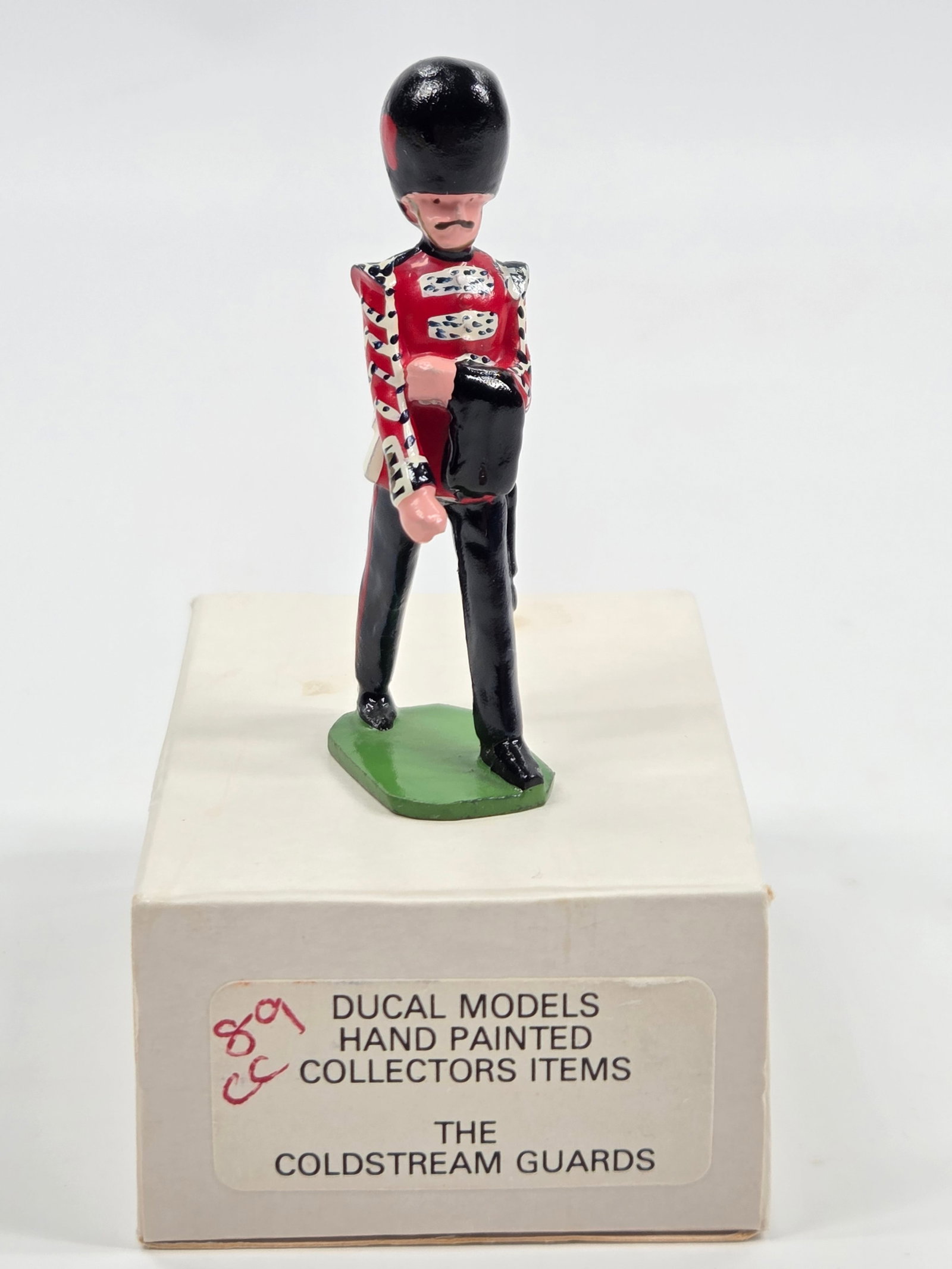 DUCAL MODELS COLDSTREAM GUARD: REMAINS IN VERY GOOD CONDITION W/ BOX