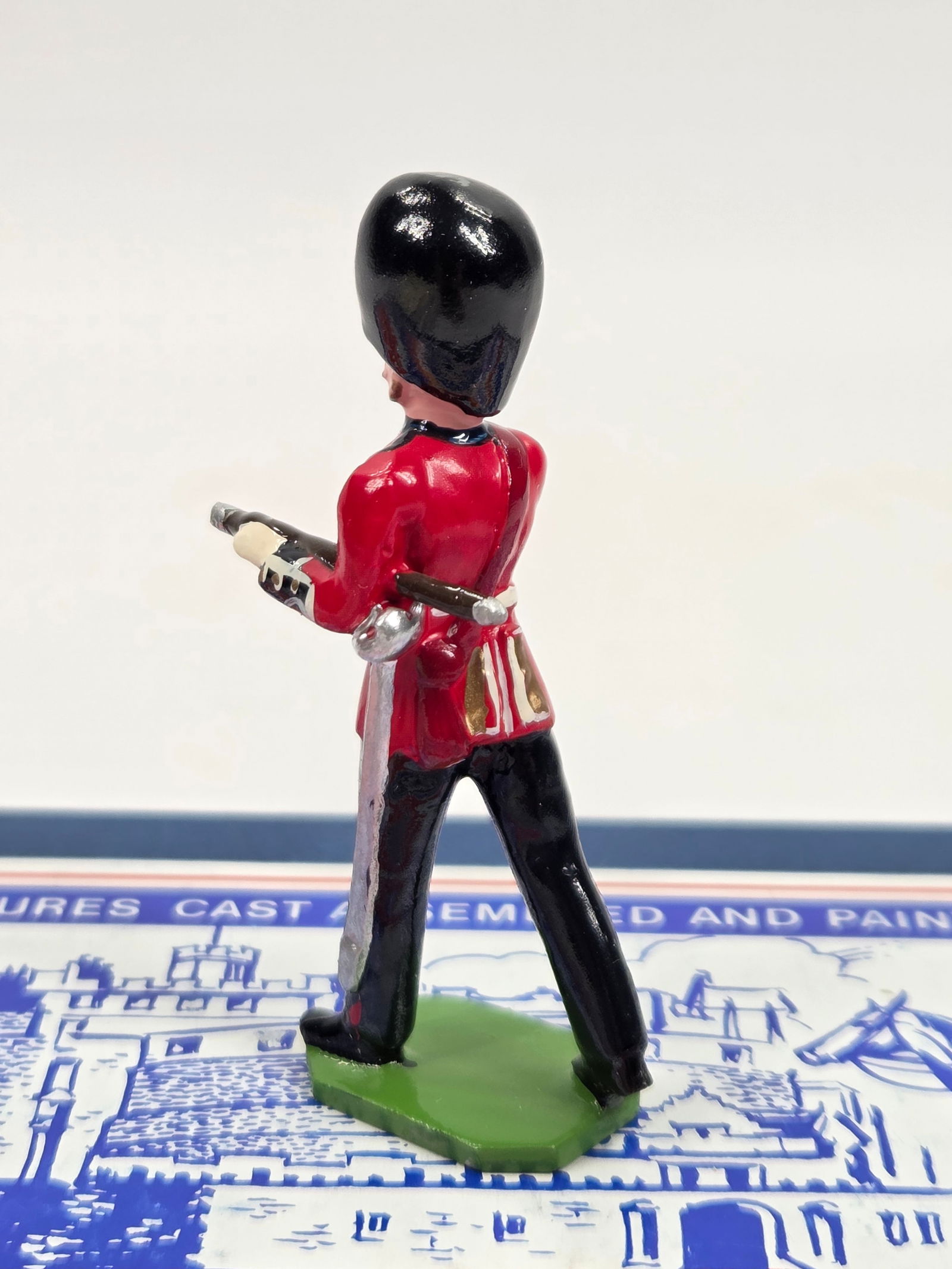 DUCAL MODELS COLDSTREAM GUARDS 88 - 6