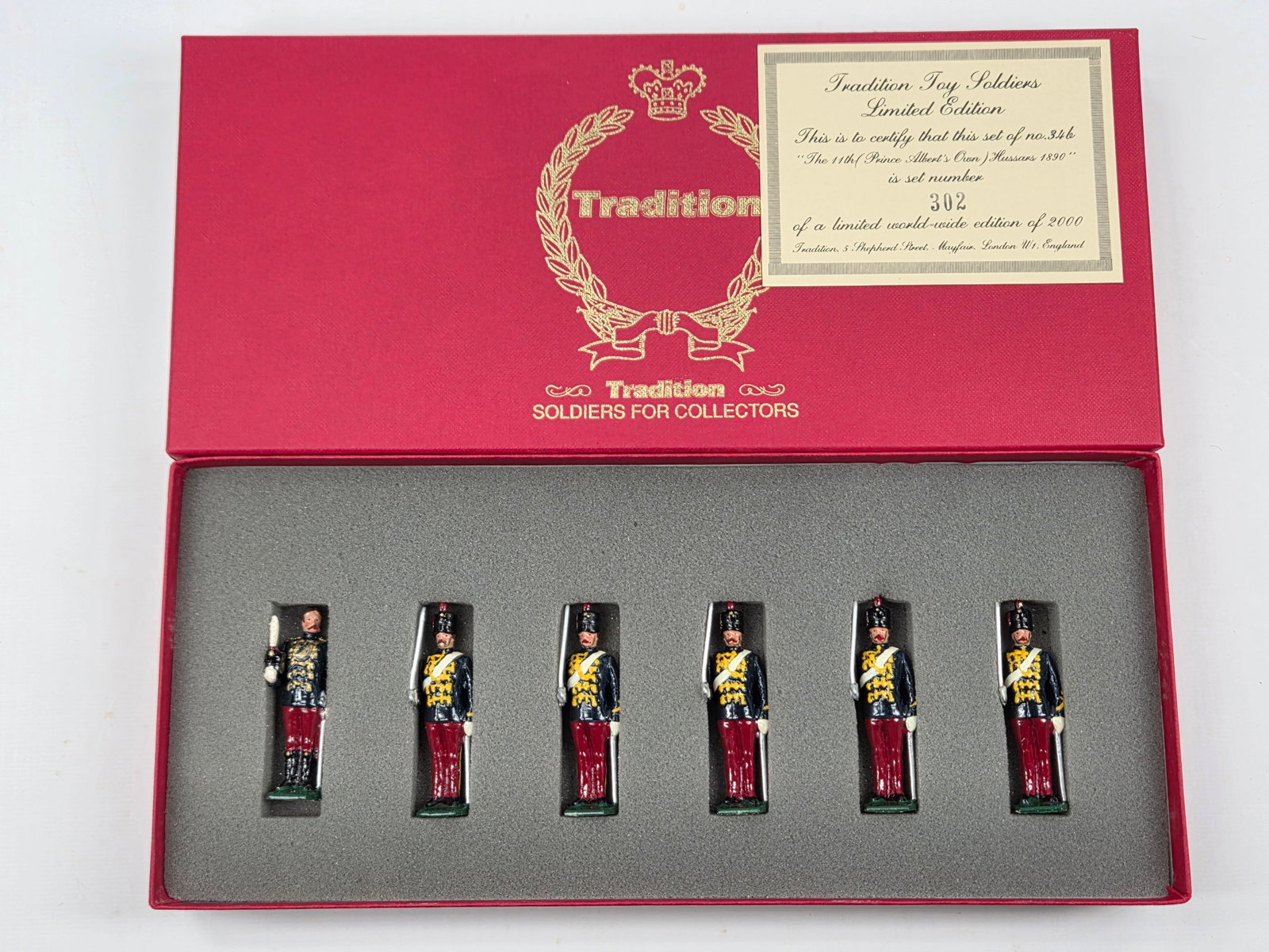TRADITIONS SET NO. 34B THE 11TH PRINCE ALBERT'S OWN HUSSARS: SET REMAINS IN VERY GOOD CONDITION WITH BOX.