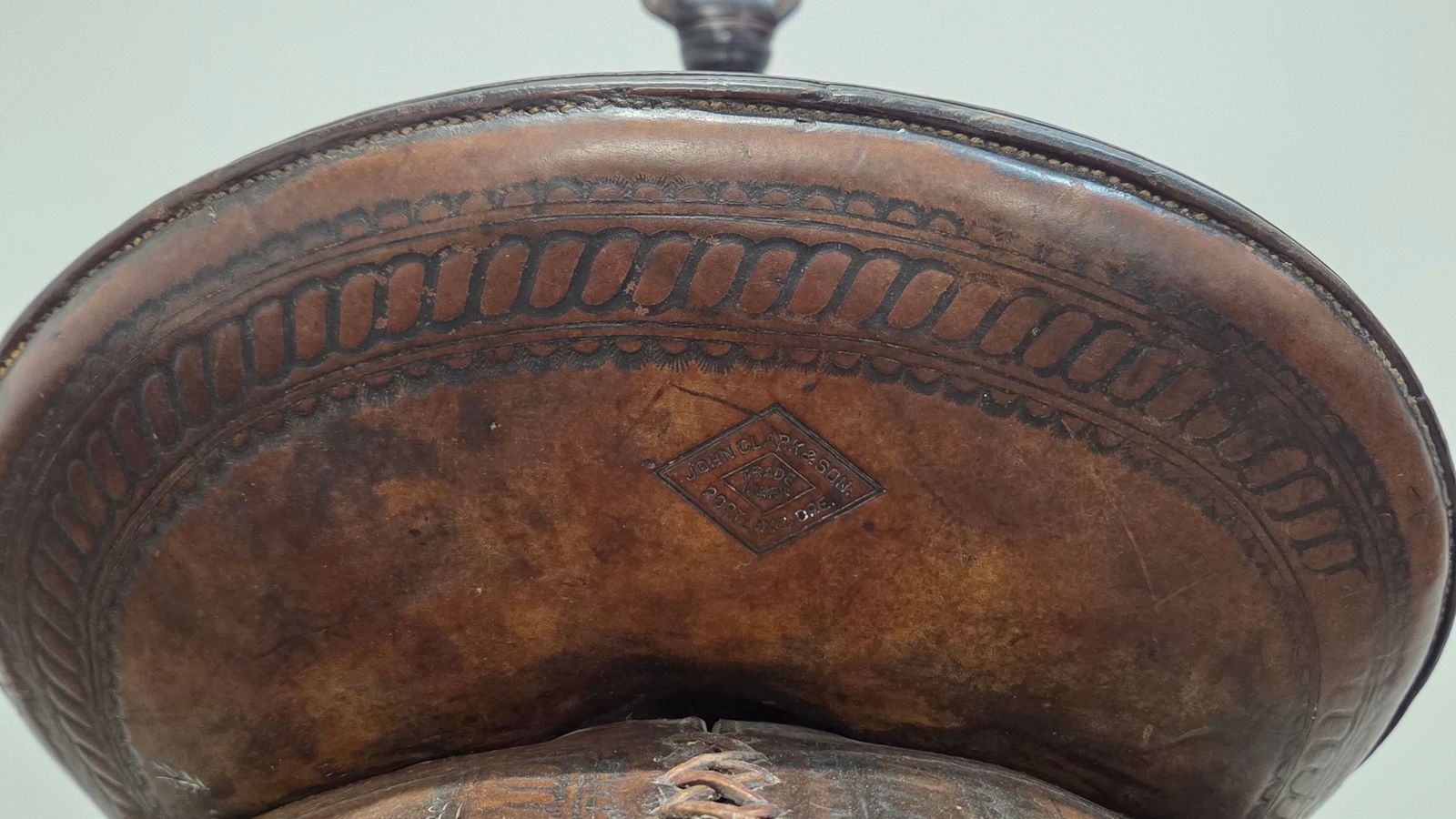 JOHN CLARK LOOP SEAT SADDLE - 6