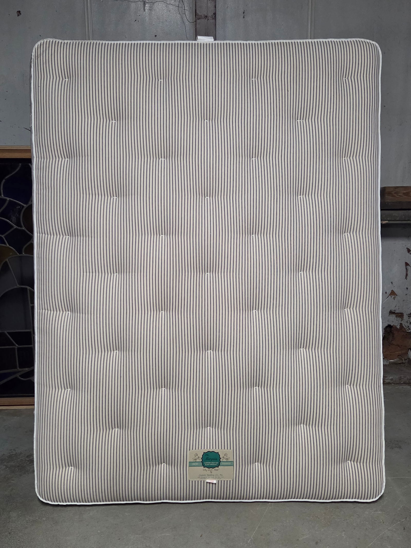 LARGE CUSTOM MATTRESS & BOX SPRING BEDDING SET: SET REMAINS IN VERY GOOD CLEAN CONDITION. **PLEASE NOTE** THIS ITEM IS NOT AVAILABLE FOR SHIPPING. LOCAL PICKUP ONLY PLEASE.