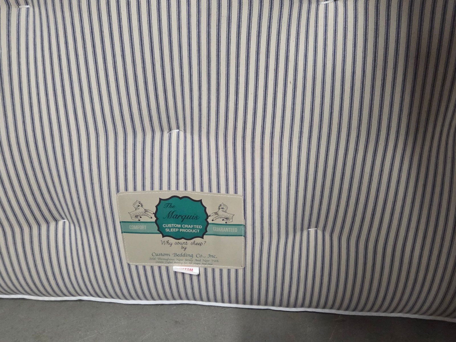 LARGE CUSTOM MATTRESS & BOX SPRING BEDDING SET - 2