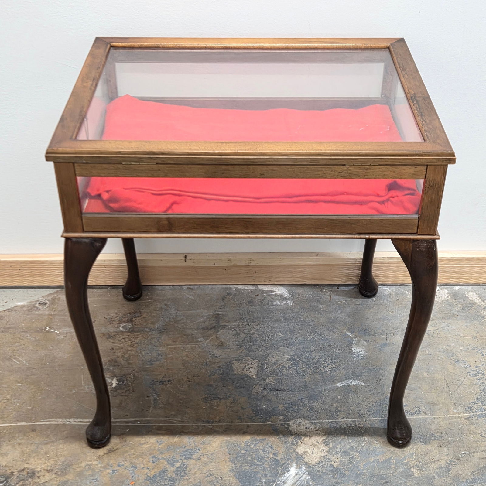 WOOD DISPLAY CASE END TABLE - 4