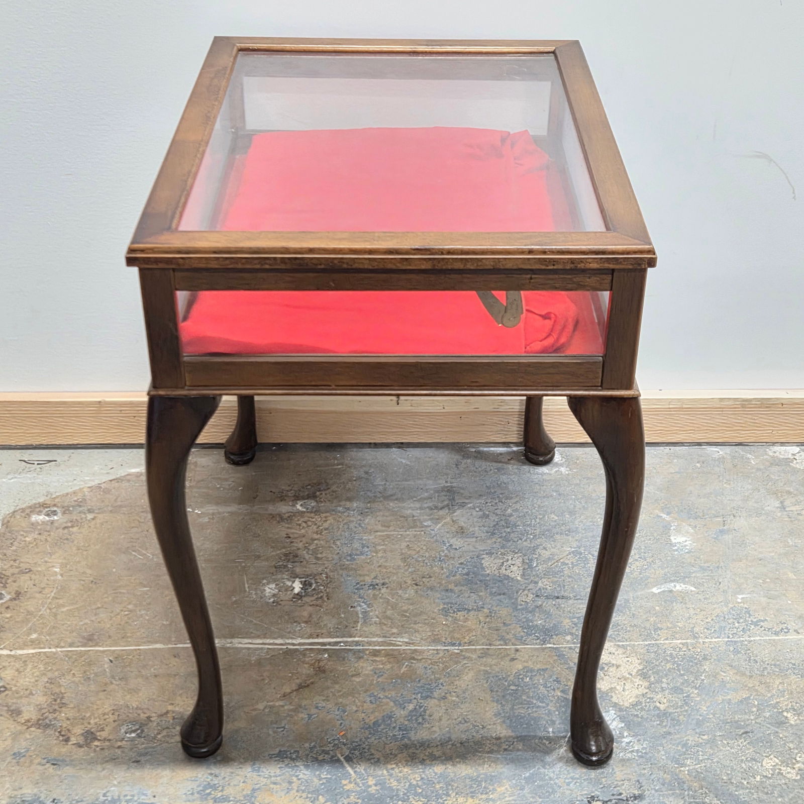 WOOD DISPLAY CASE END TABLE - 5