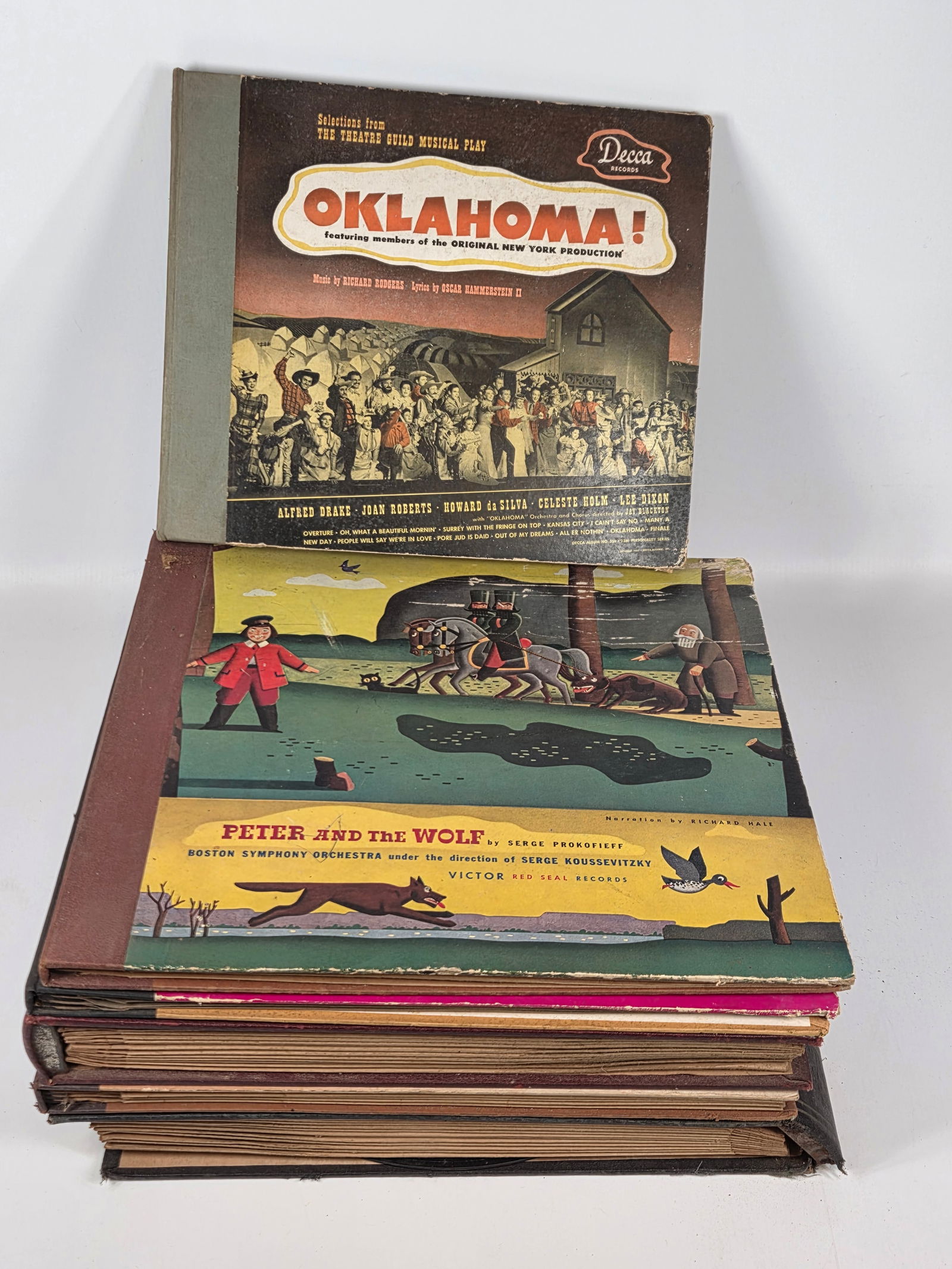 VARIOUS ANTIQUE RECORD ALBUMS: ALL REMAIN IN GOOD CONDITION. SLEEVES SHOWING SOME WEAR.