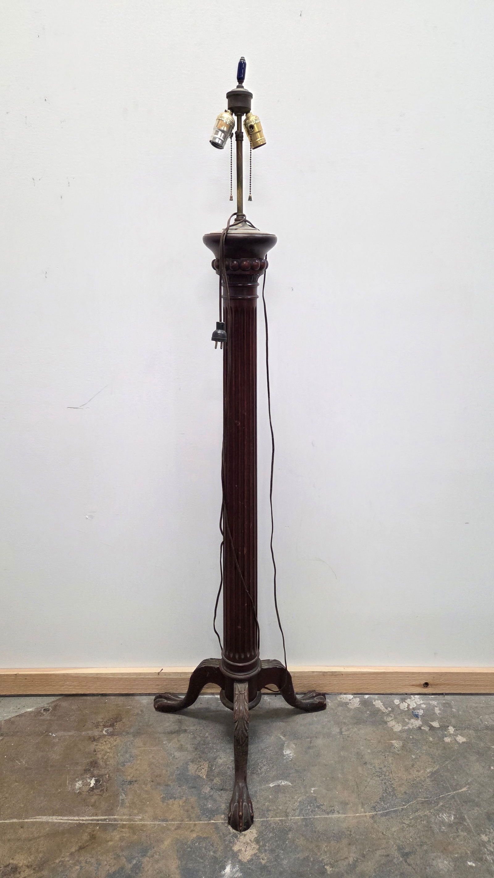 VINTAGE WOOD COLUMN FLOOR LAMP W/ PAW LEGS: REMAINS IN GOOD CONDITION, SHOWING TYPICAL WEAR. NEEDS CLEANED. UNTESTED. **PLEASE NOTE** THIS ITEM IS NOT AVAILABLE FOR SHIPPING. LOCAL PICKUP ONLY PLEASE.