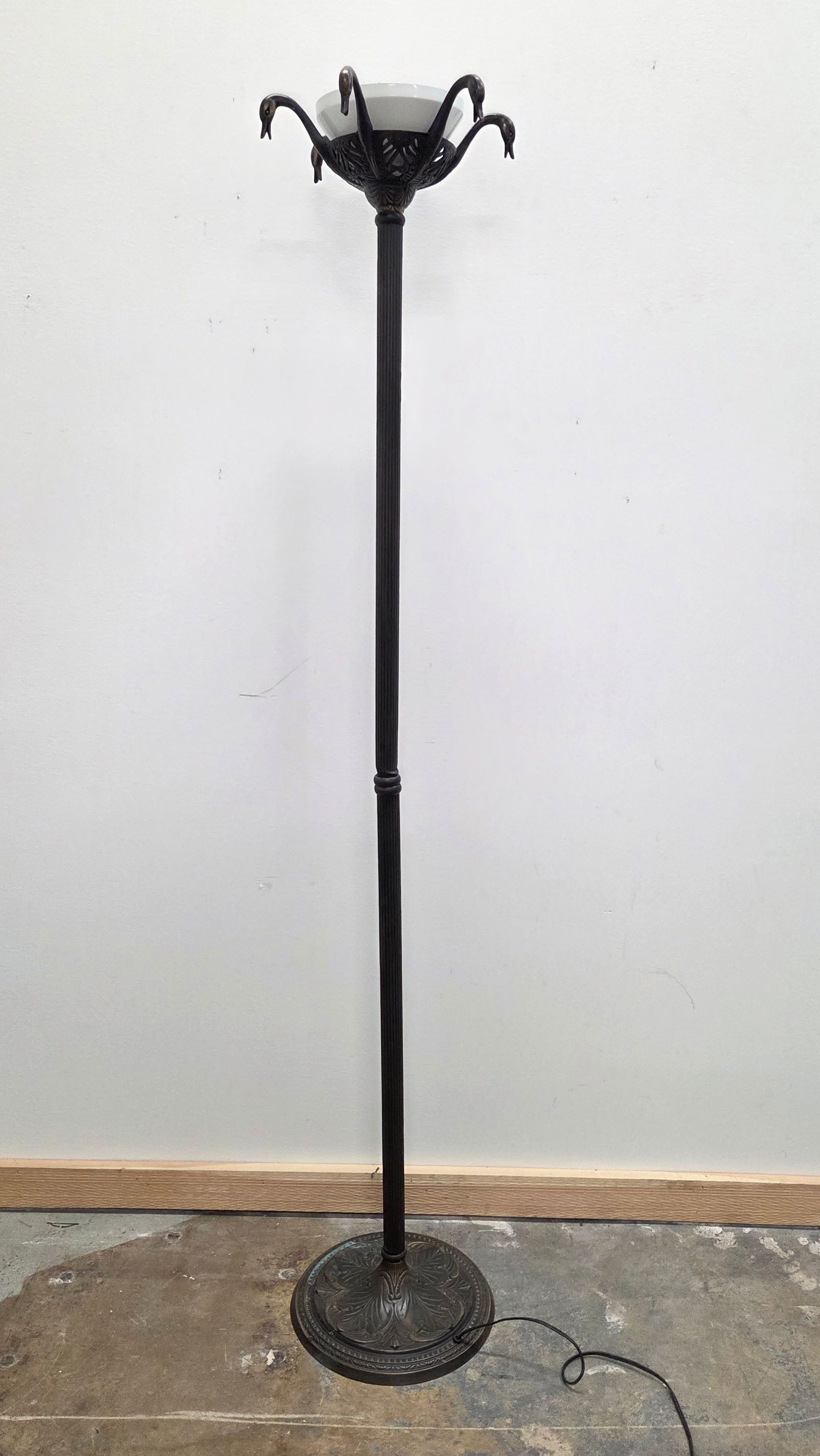 CONTEMPORARY SWAN HEAD FLOOR LAMP: REMAINS IN GOOD CONDITION, SHOWING SOME TYPICAL WEAR. UNTESTED. **PLEASE NOTE** THIS ITEM IS NOT AVAILABLE FOR SHIPPING. LOCAL PICKUP ONLY PLEASE.